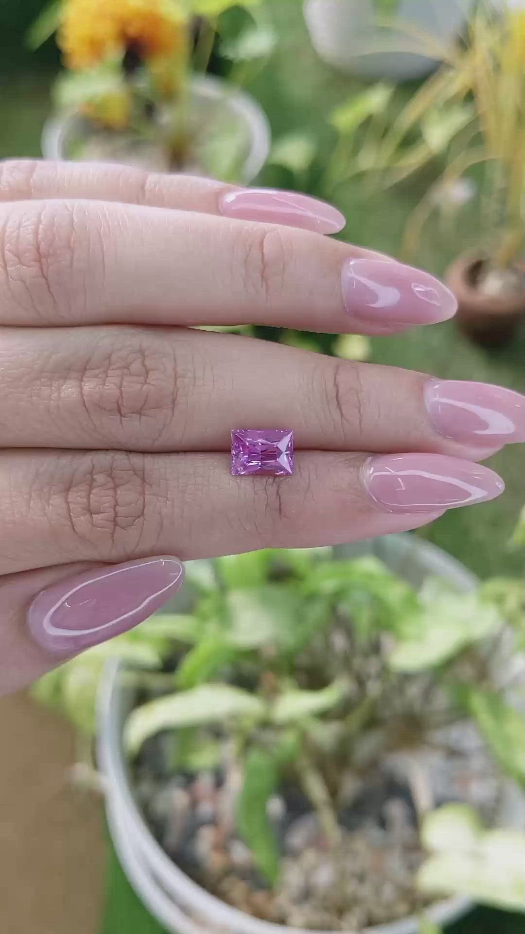2.03 Ct. Purplish Pink Sapphire from Ceylon (Sri Lanka) Size Video