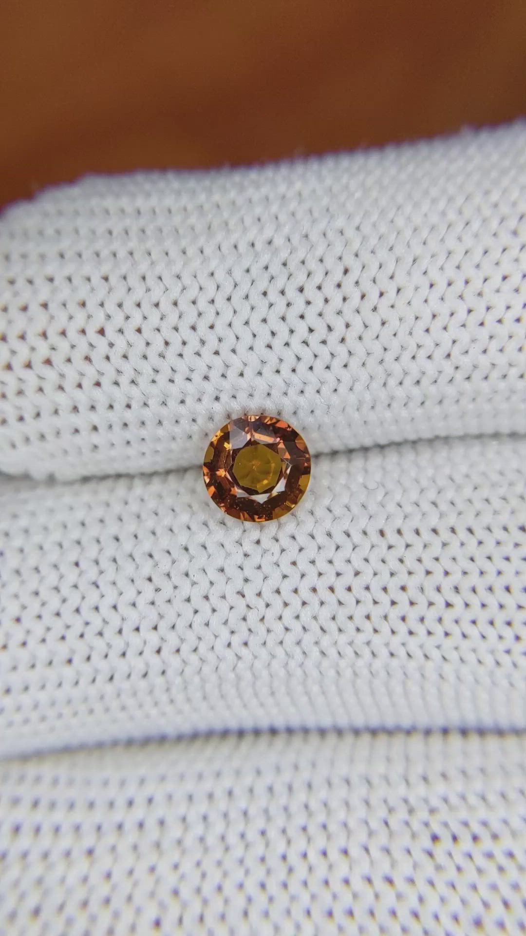 1.02 Ct. Orange Sapphire from Ceylon (Sri Lanka) Size Video