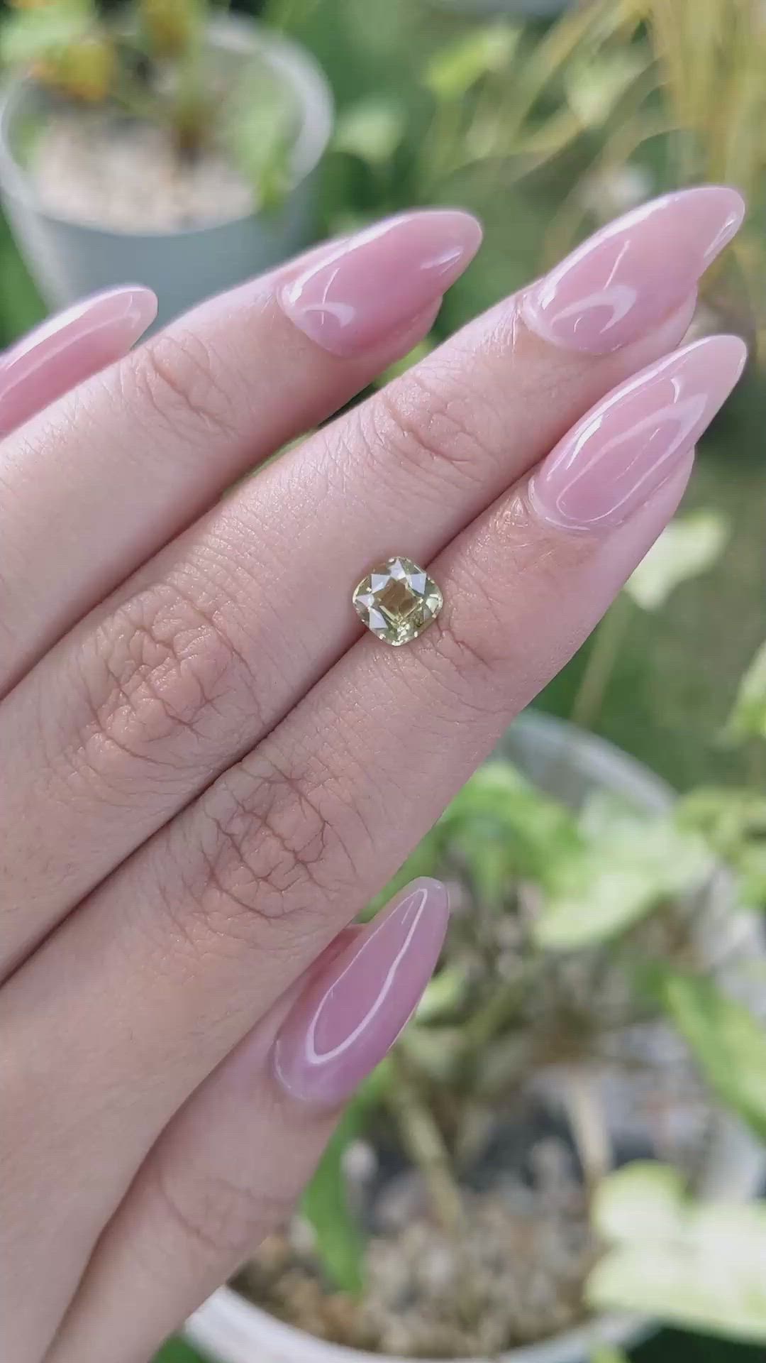 1.20 Ct. Greenish Yellow Sapphire from Ceylon (Sri Lanka) Size Video