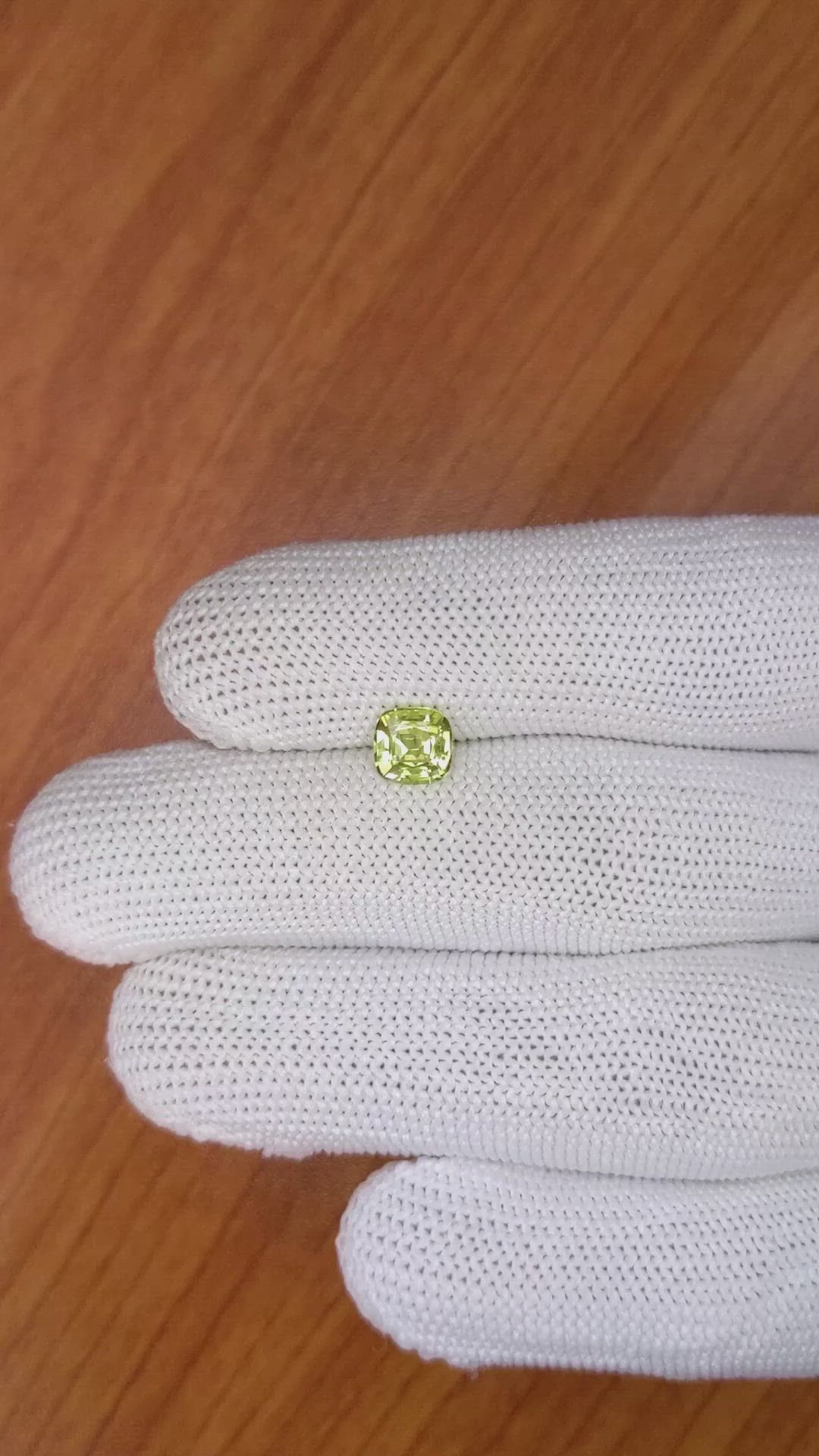 1.20 Ct. Greenish Yellow Sapphire from Ceylon (Sri Lanka) Size Video