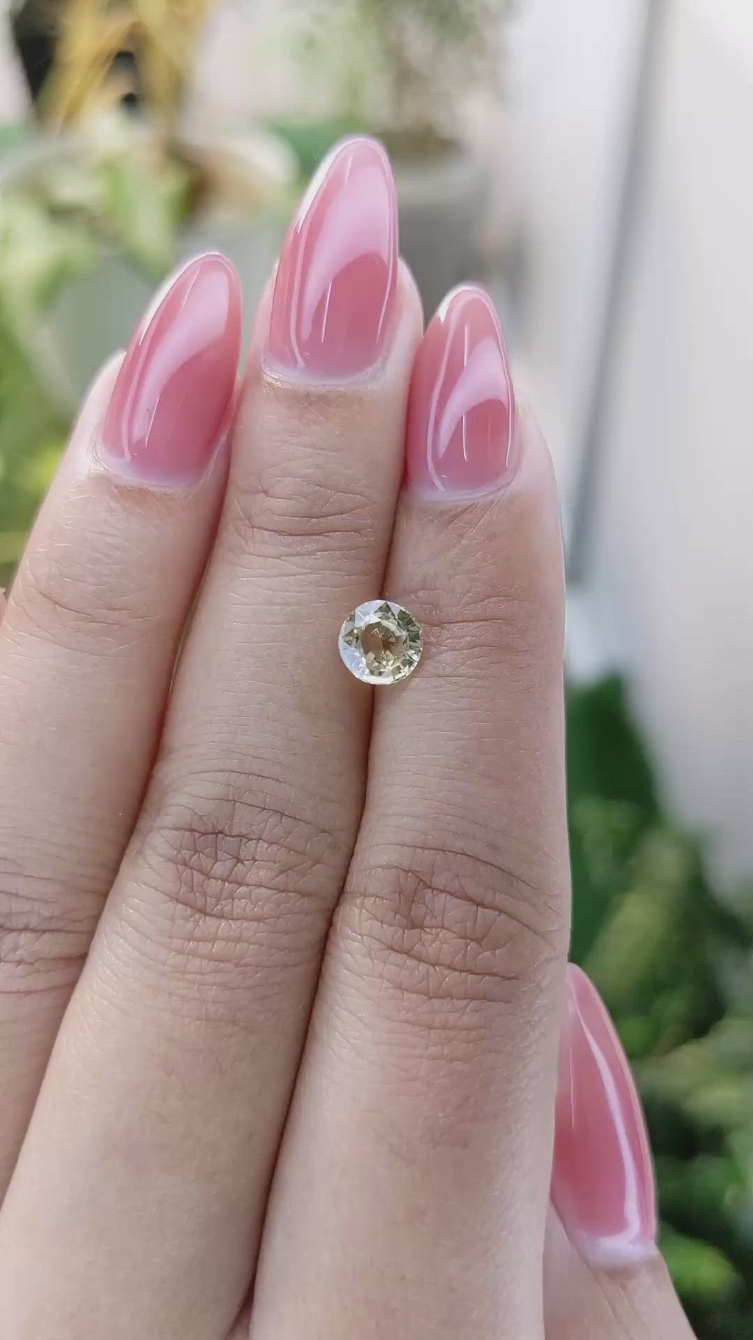 1.15 Ct. Yellow Sapphire from Ceylon (Sri Lanka) Size Video