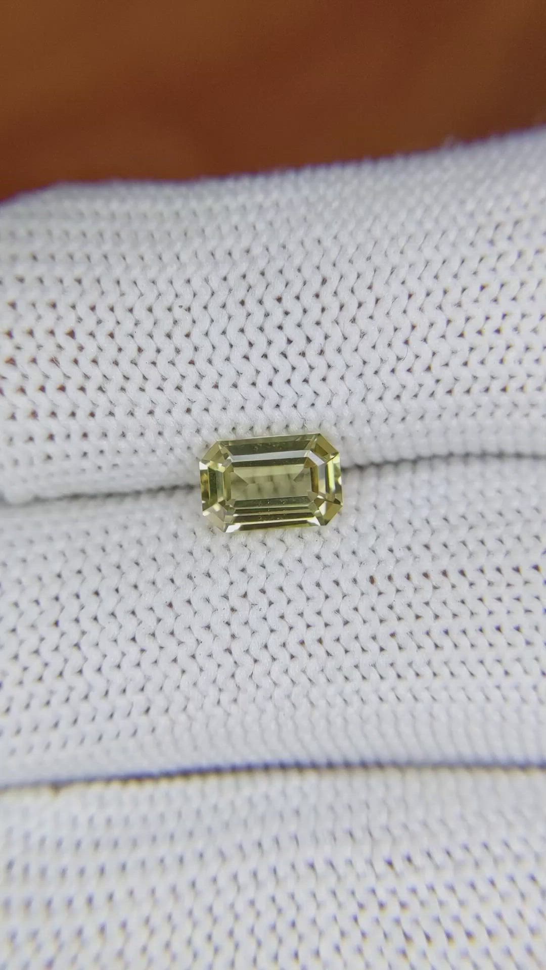 1.31 Ct. Greenish Yellow Sapphire from Ceylon (Sri Lanka) Size Video