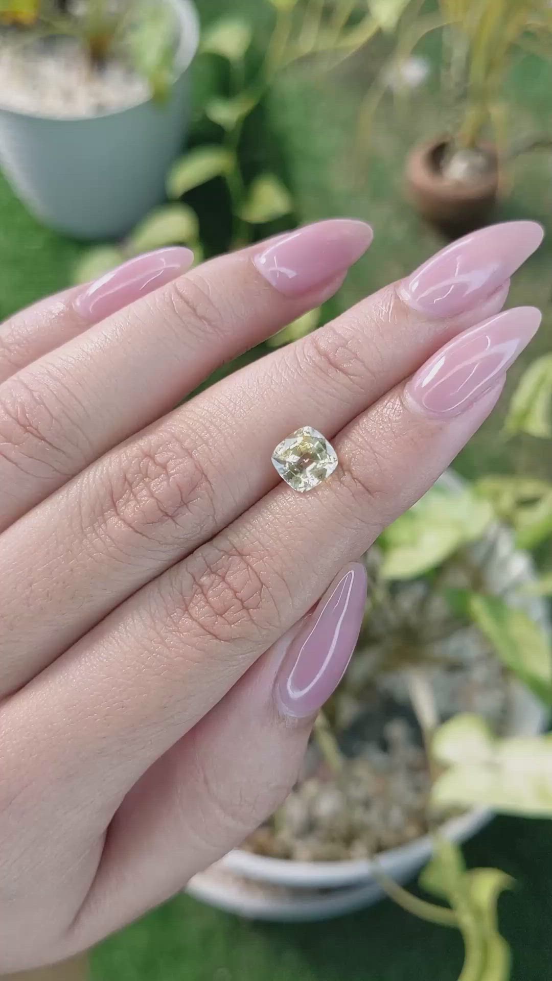 2.02 Ct. Yellow Sapphire from Ceylon (Sri Lanka) Size Video