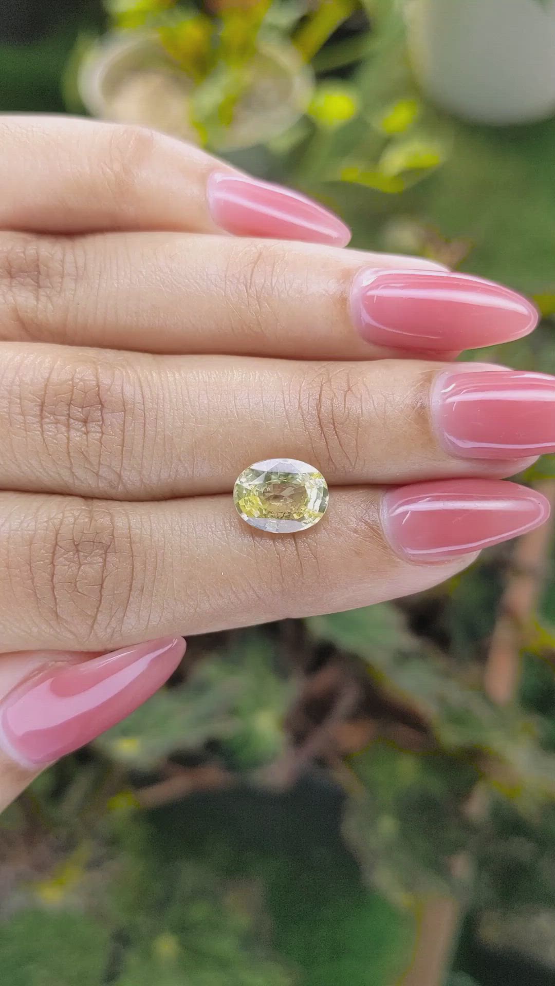 3.12 Ct. Yellow Sapphire from Ceylon (Sri Lanka) Size Video