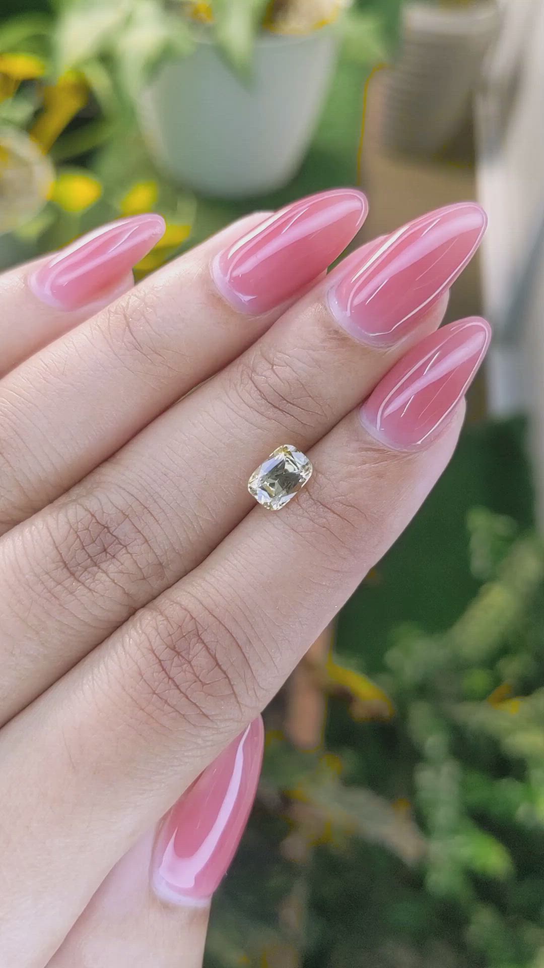 1.41 Ct. Yellow Sapphire from Ceylon (Sri Lanka) Size Video