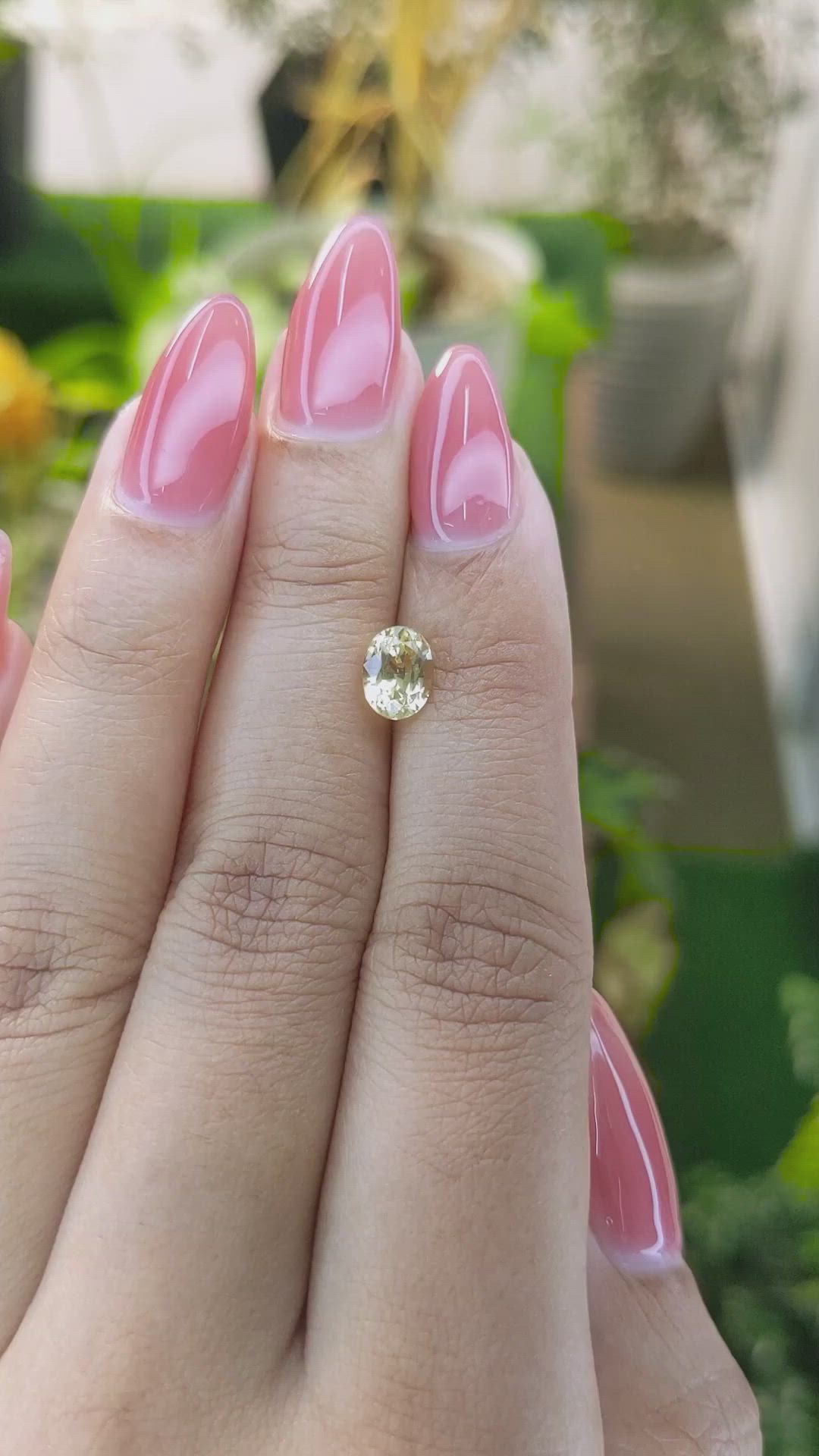 1.42 Ct. Yellow Sapphire from Ceylon (Sri Lanka) Size Video