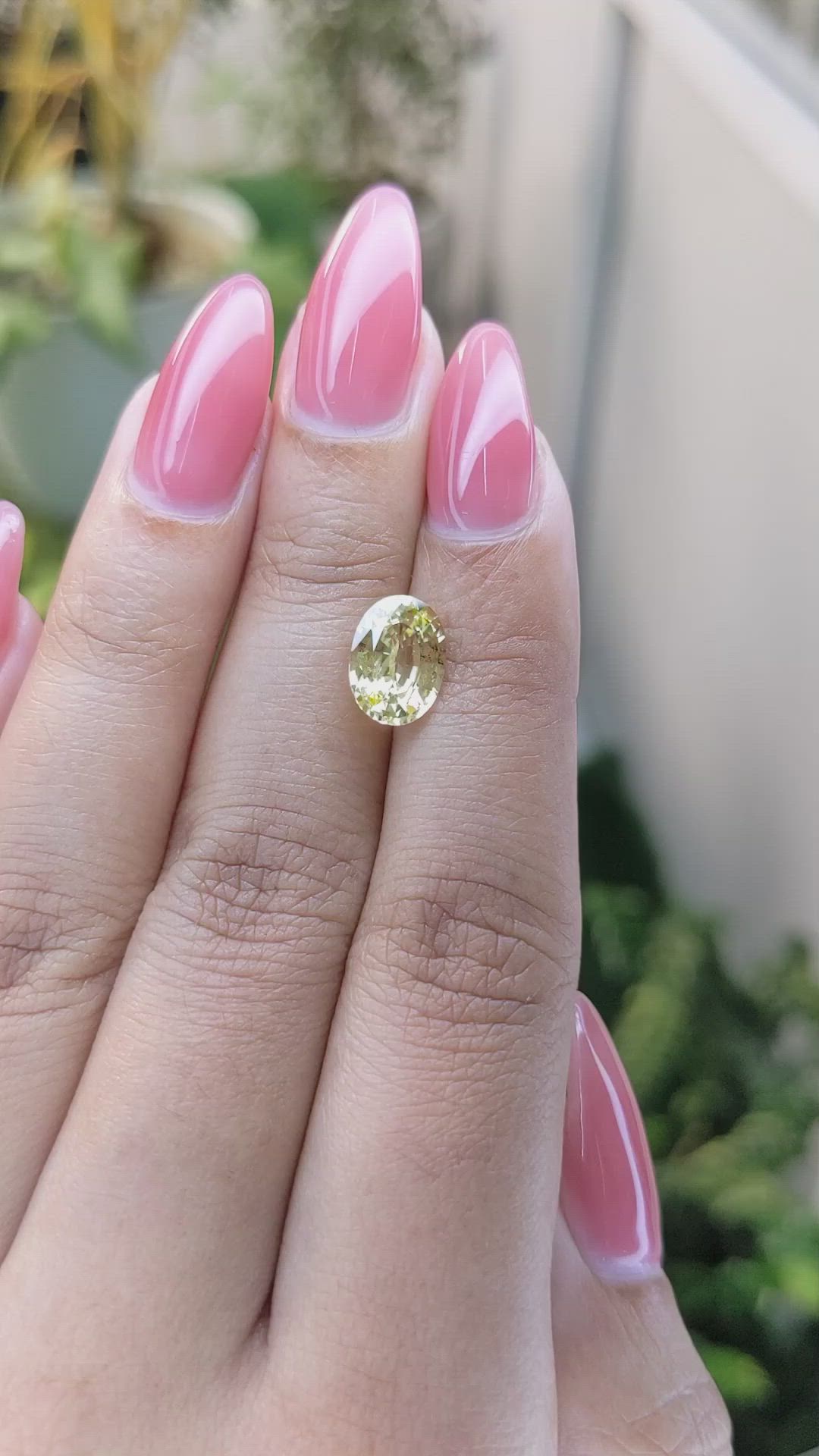 2.46 Ct. Yellow Sapphire from Ceylon (Sri Lanka) Size Video