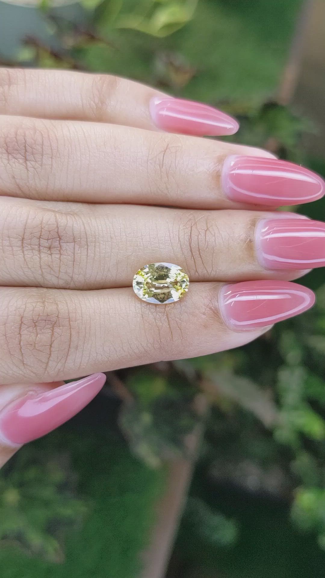 2.46 Ct. Yellow Sapphire from Ceylon (Sri Lanka) Size Video