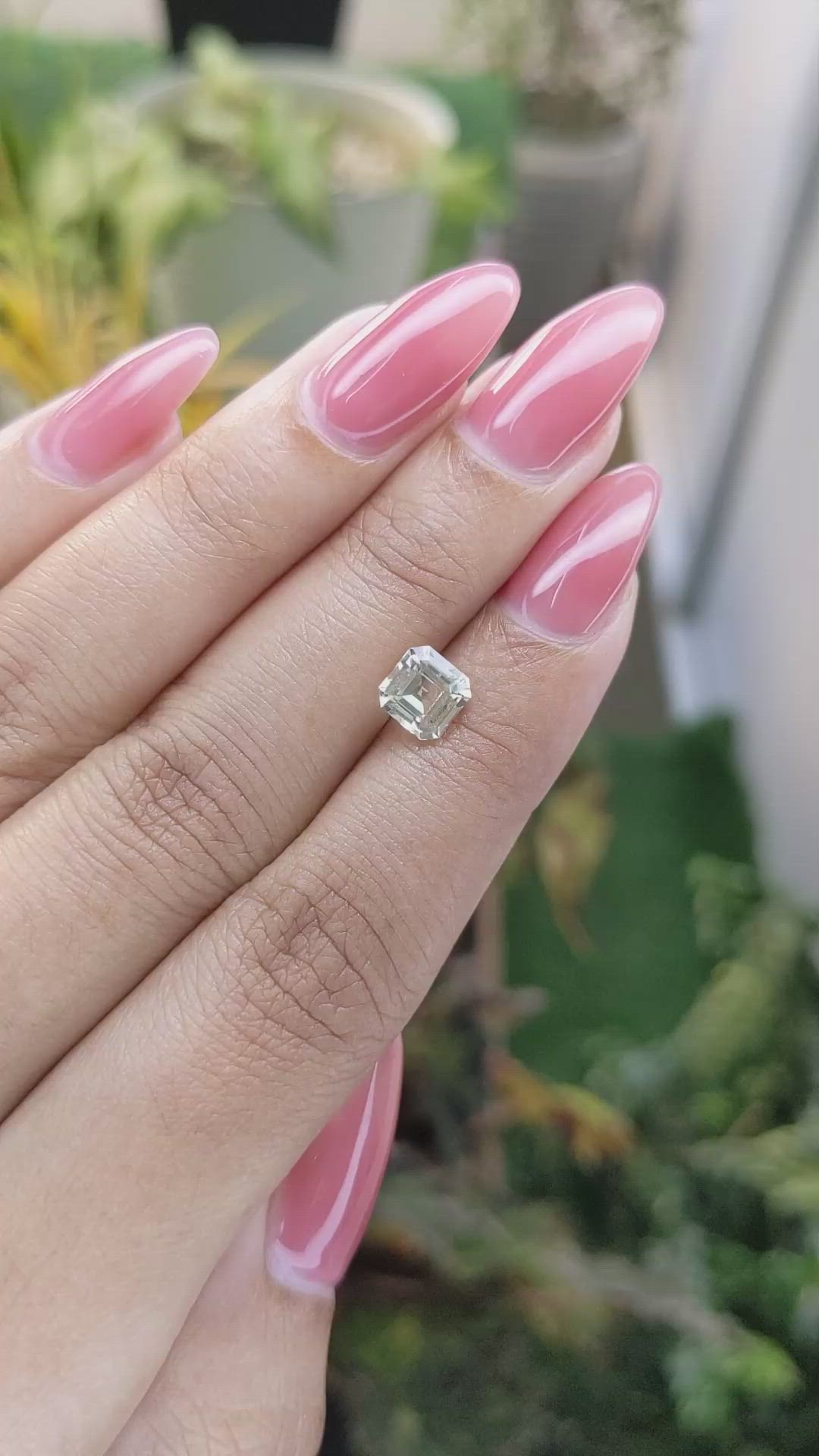 1.25 Ct. Yellow Sapphire from Ceylon (Sri Lanka) Size Video
