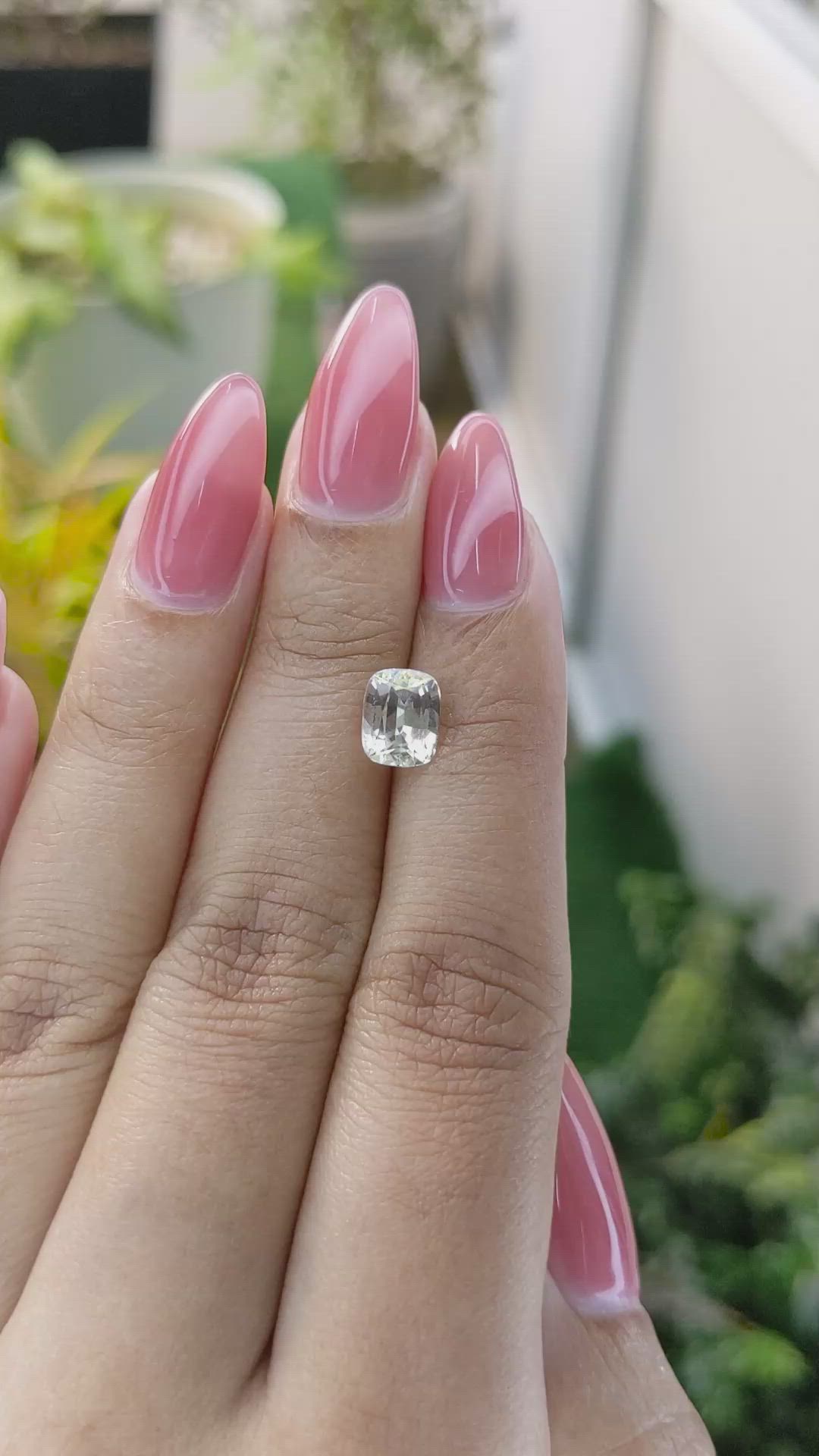 2.04 Ct. Yellow Sapphire from Ceylon (Sri Lanka) Size Video