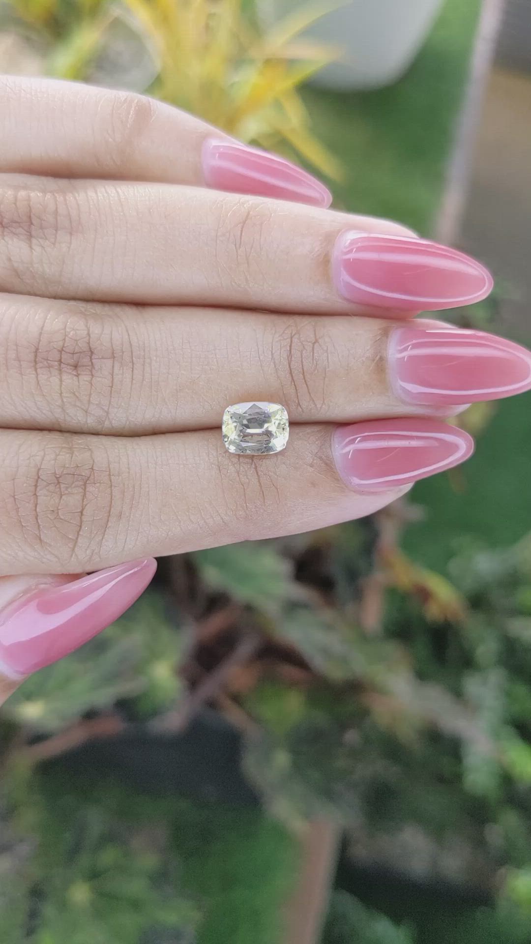 2.04 Ct. Yellow Sapphire from Ceylon (Sri Lanka) Size Video