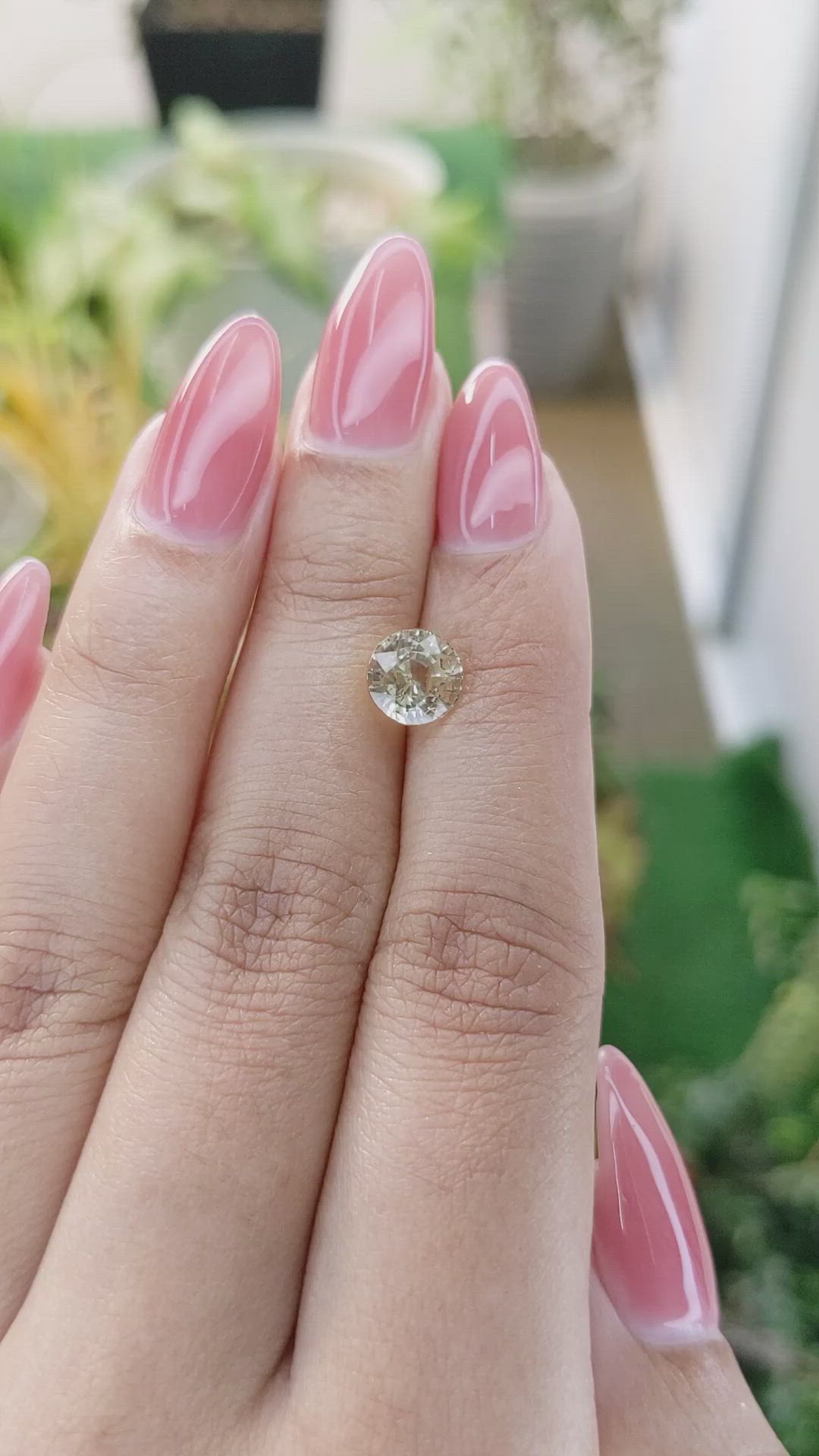 2.08 Ct. Yellow Sapphire from Ceylon (Sri Lanka) Size Video