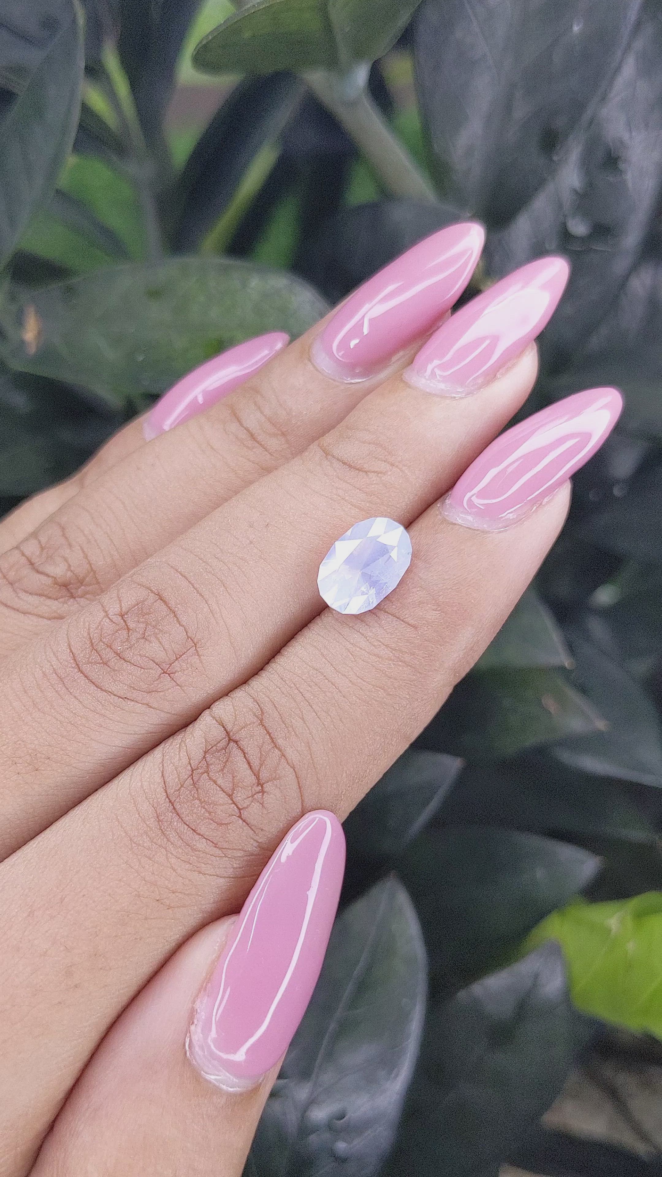 3.10 Ct. White Sapphire from Ceylon (Sri Lanka) Size Video