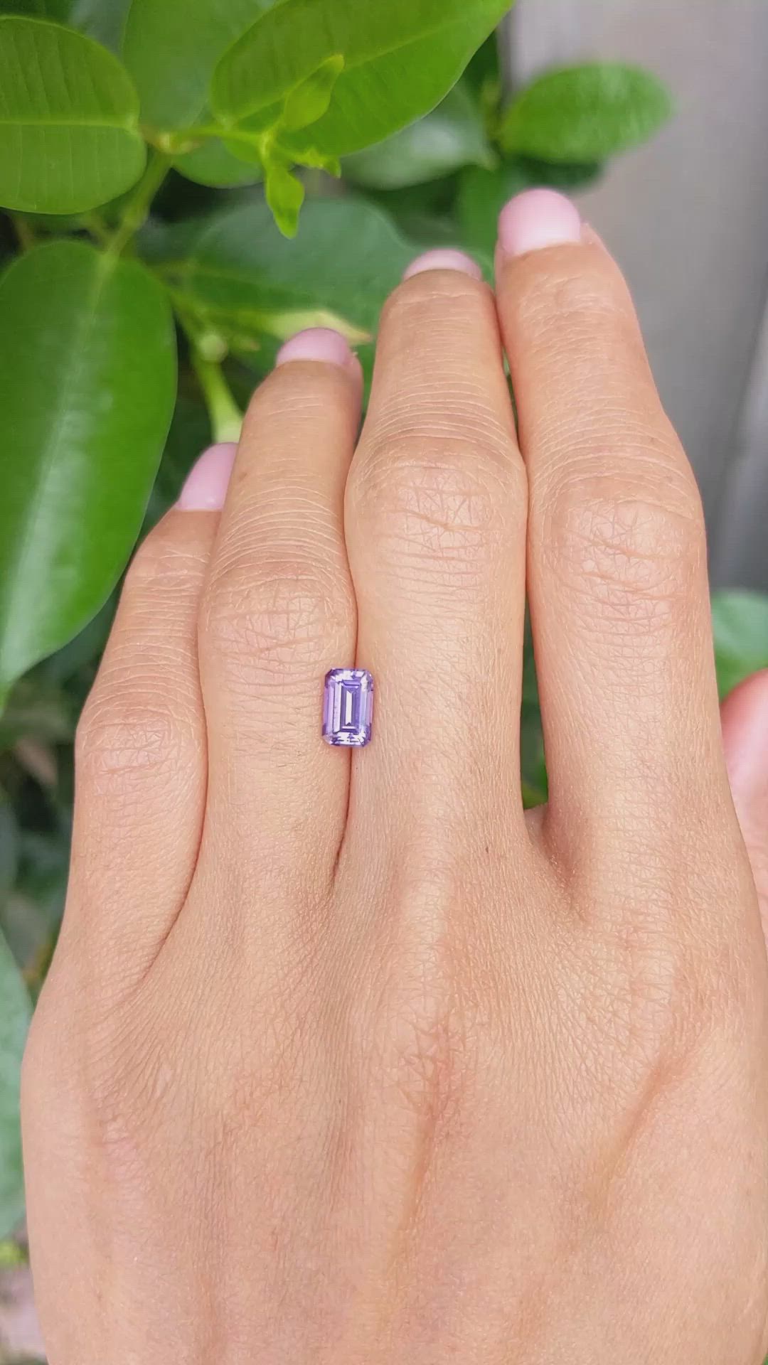 1.33 Ct. Purple Sapphire from Ceylon (Sri Lanka) Size Video