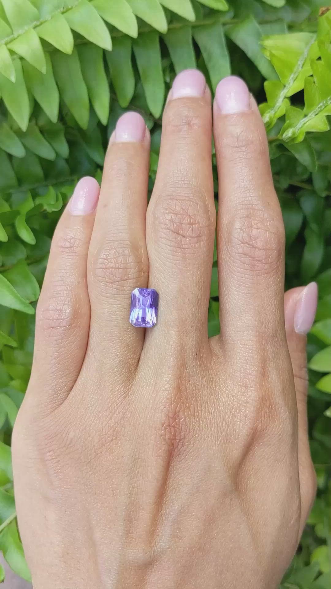 2.98 Ct. Purple Sapphire from Ceylon (Sri Lanka) Size Video