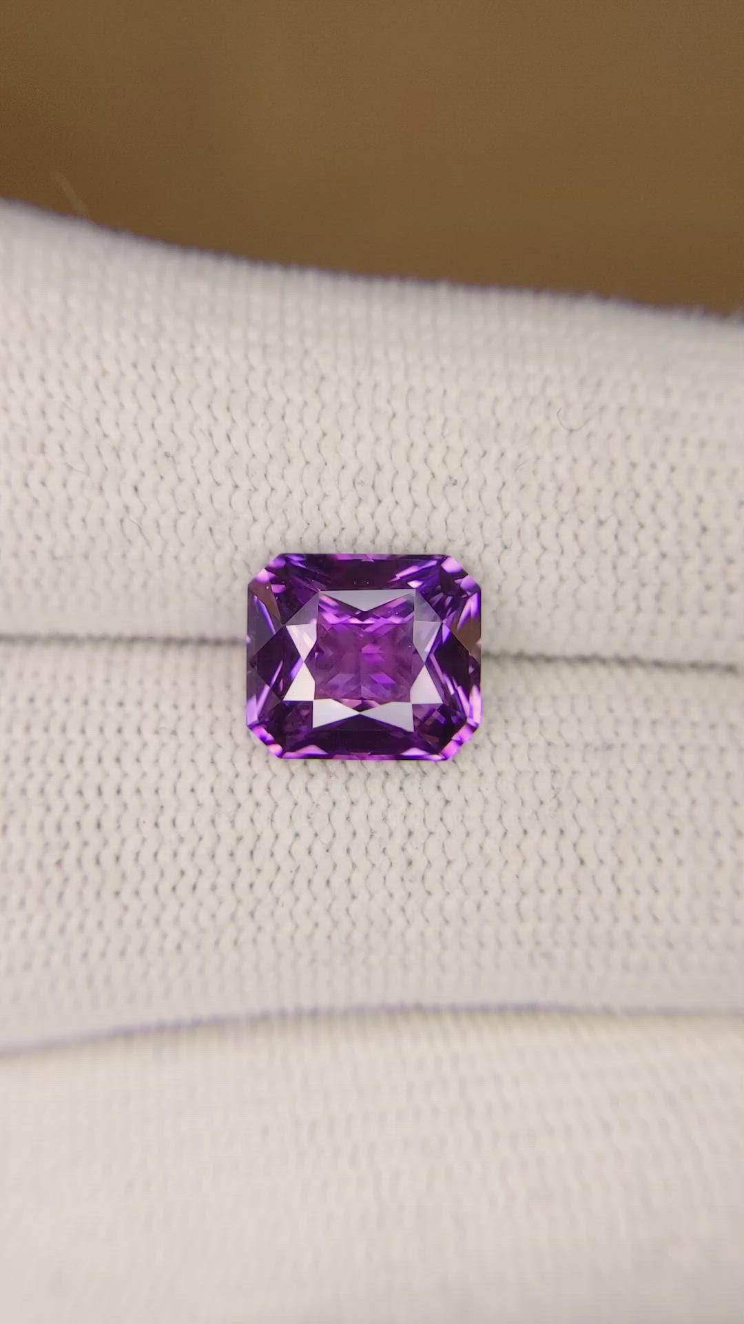4.08 Ct. Purple Sapphire from Ceylon (Sri Lanka) Size Video