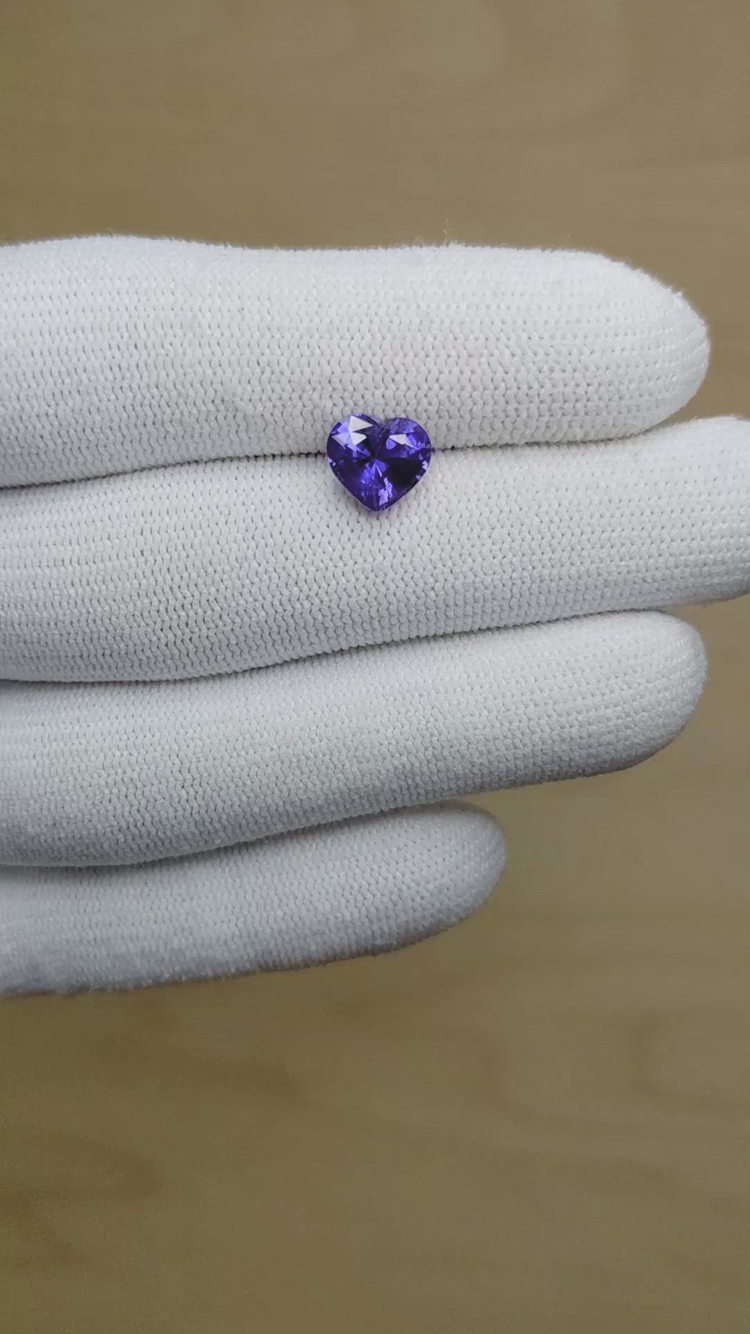2.14 Ct. Purple Sapphire from Ceylon (Sri Lanka) Size Video