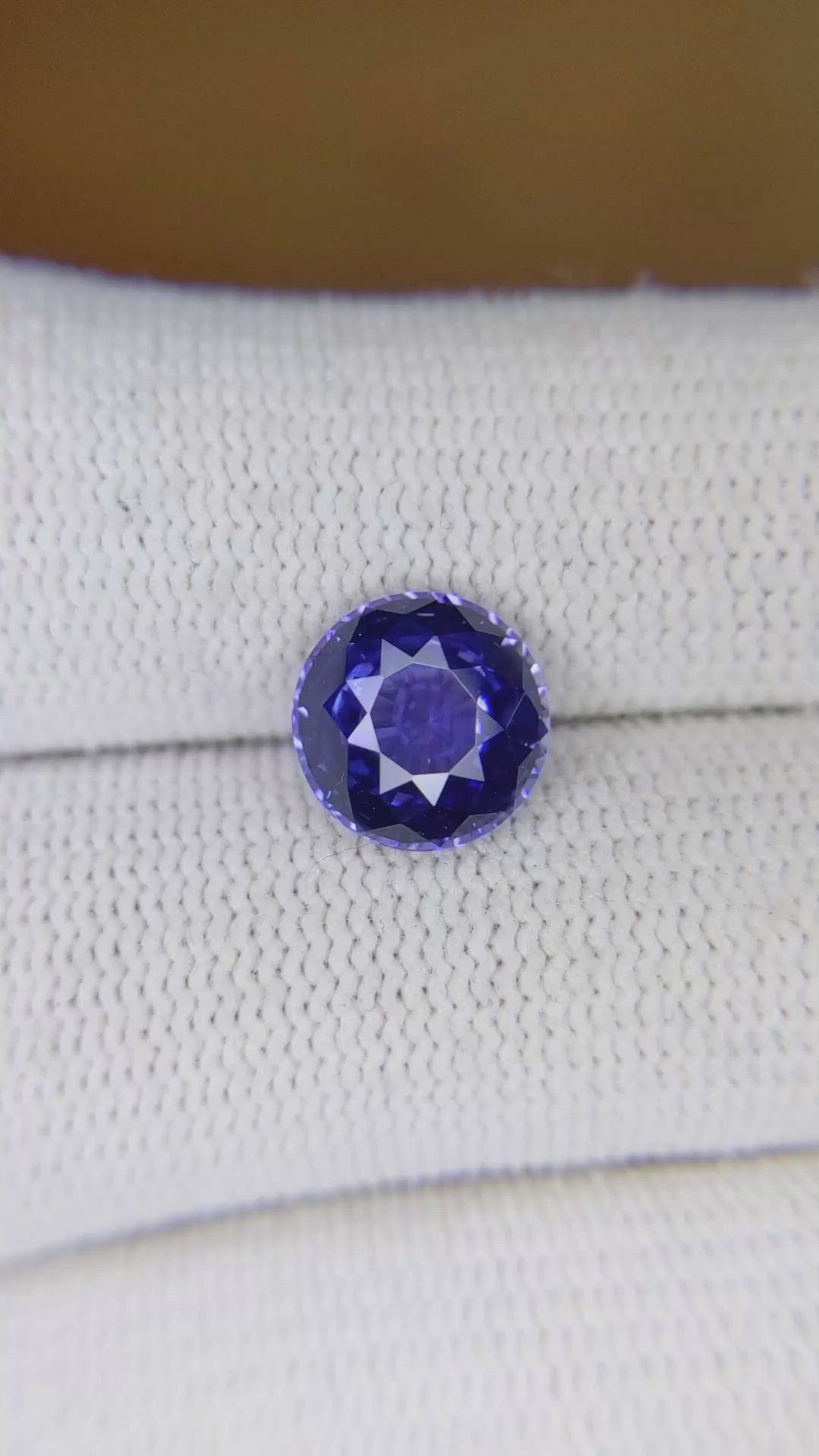 3.09 Ct. Purple Sapphire from Ceylon (Sri Lanka) Size Video