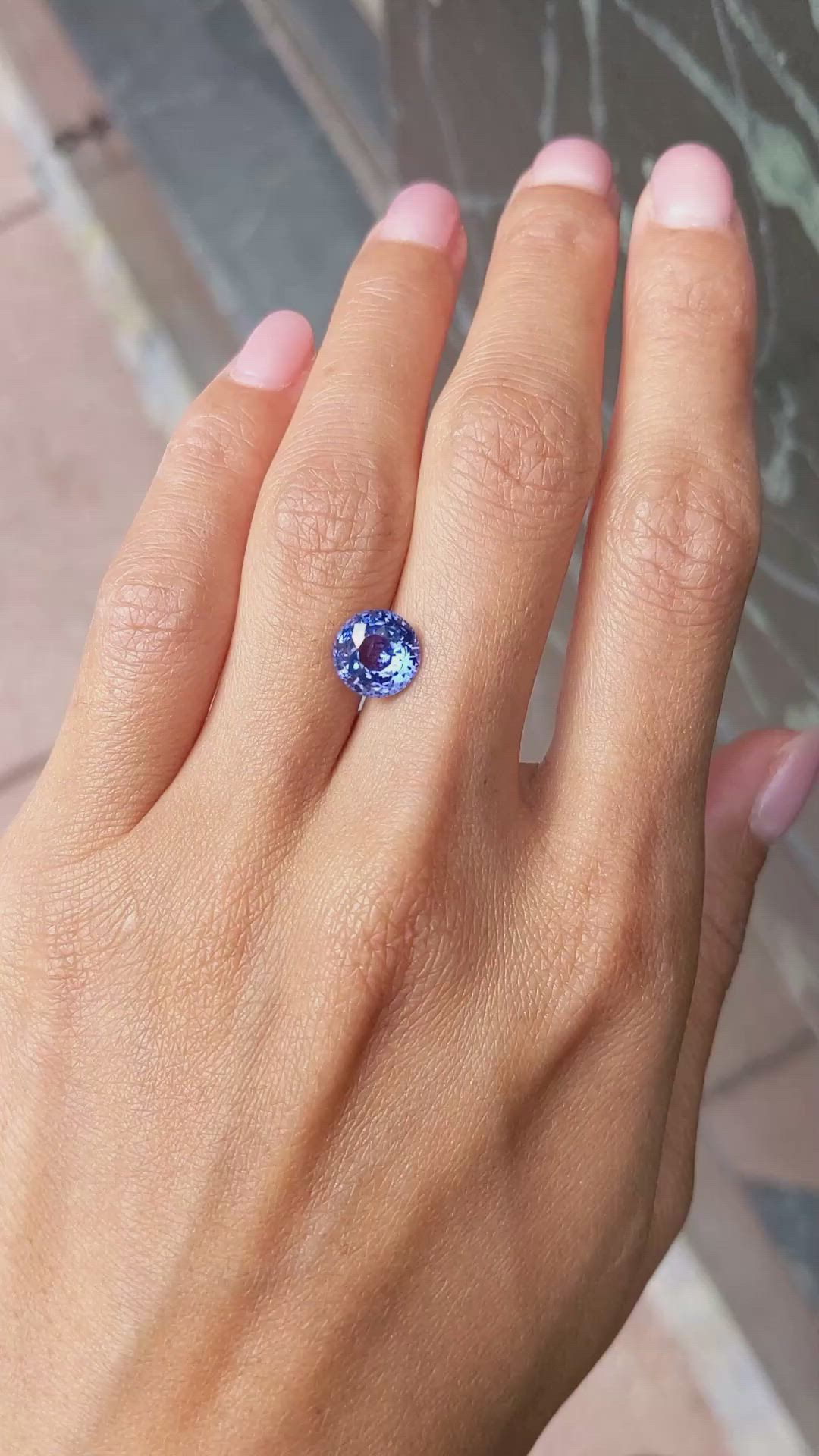 3.09 Ct. Purple Sapphire from Ceylon (Sri Lanka) Size Video