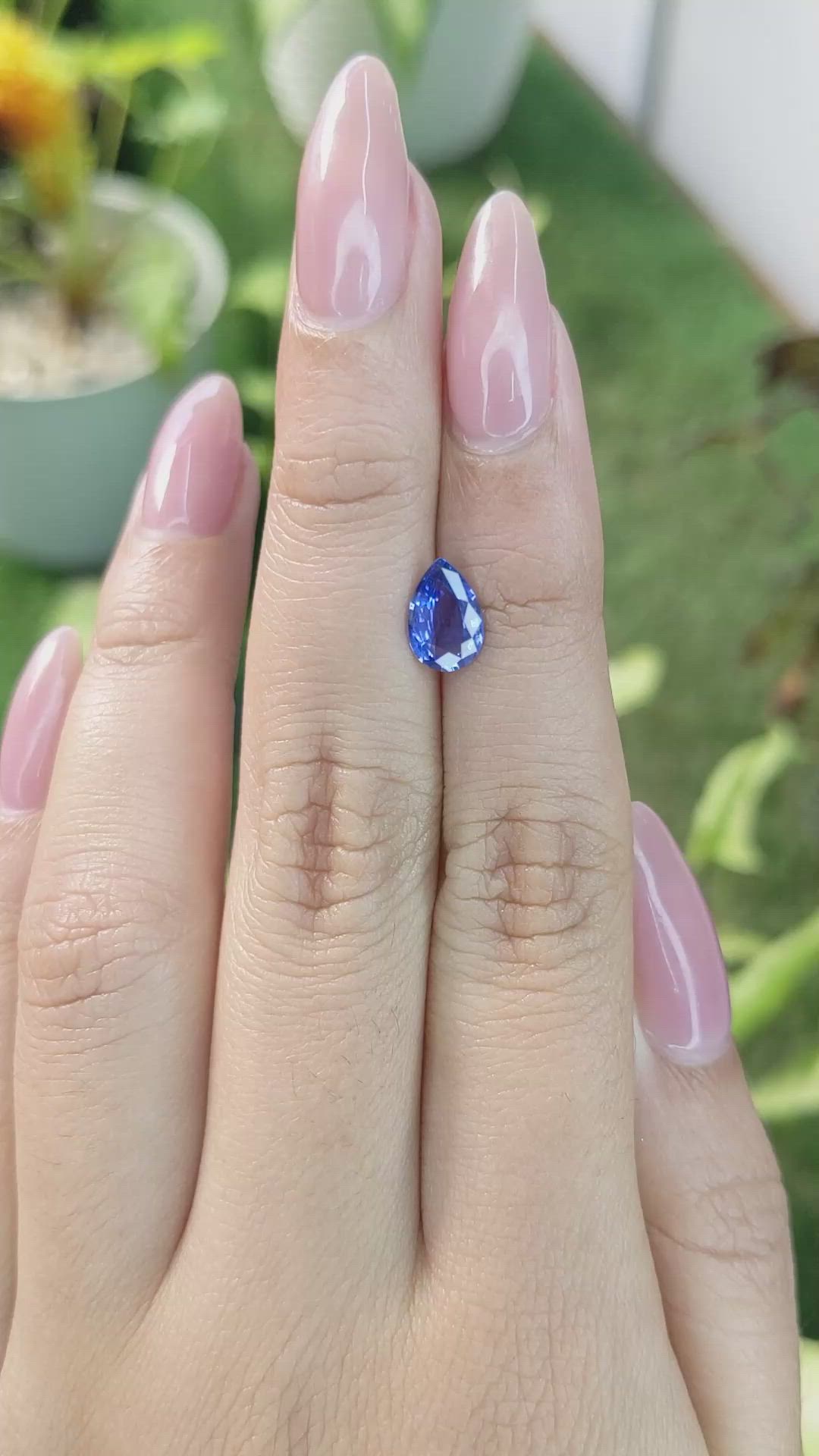 1.26 Ct. Blue Sapphire from Ceylon (Sri Lanka) Size Video