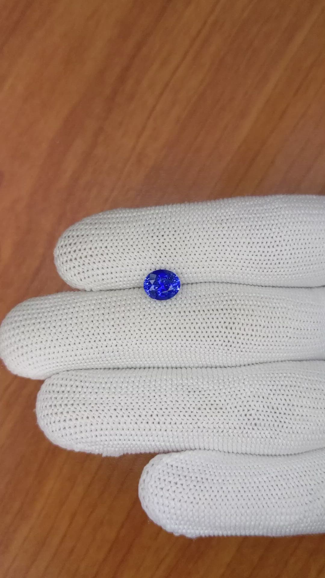 1.79 Ct. Blue Sapphire from Ceylon (Sri Lanka) Size Video