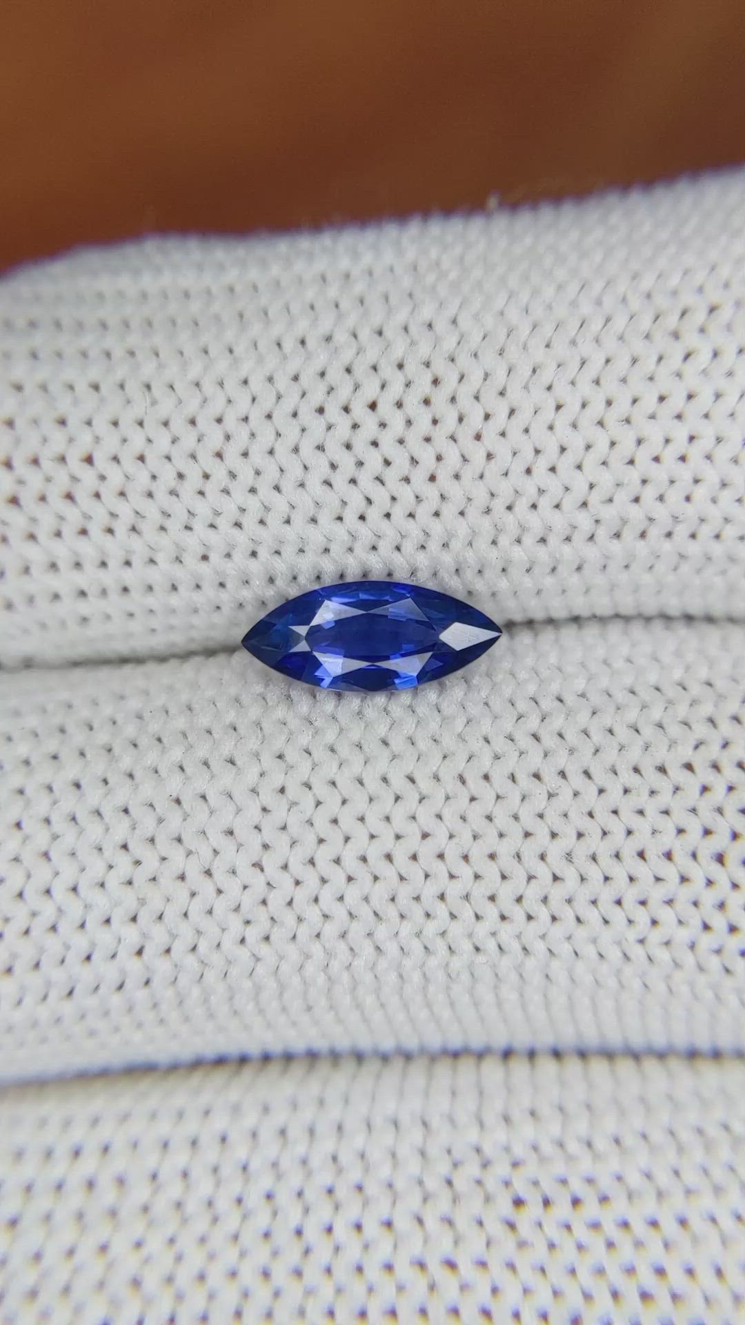 1.02 Ct. Blue Sapphire from Ceylon (Sri Lanka) Size Video