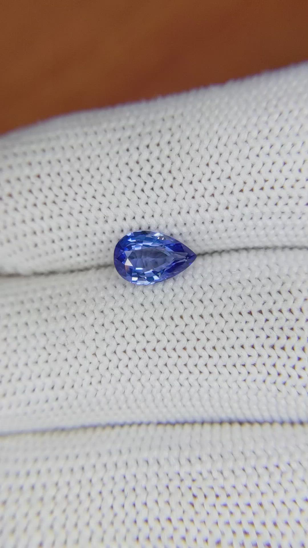 1.21 Ct. Blue Sapphire from Ceylon (Sri Lanka) Size Video