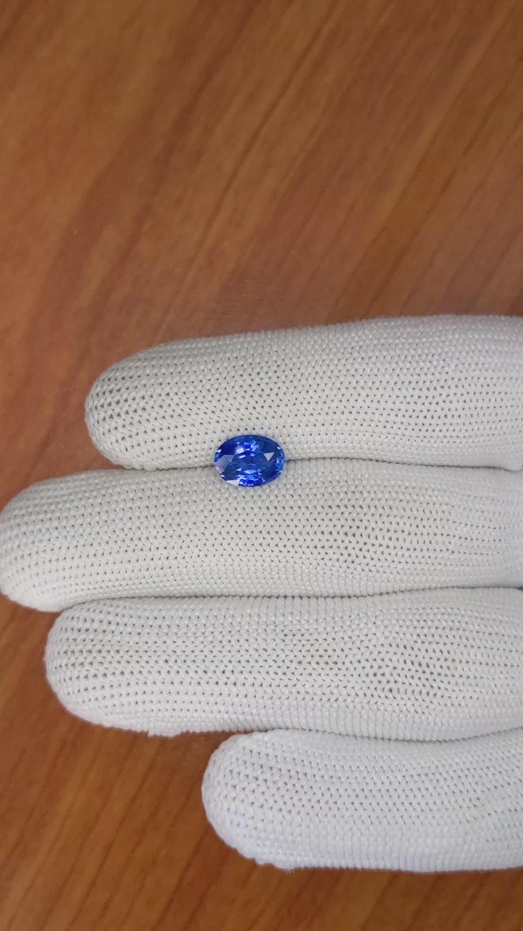 1.79 Ct. Blue Sapphire from Ceylon (Sri Lanka) Size Video