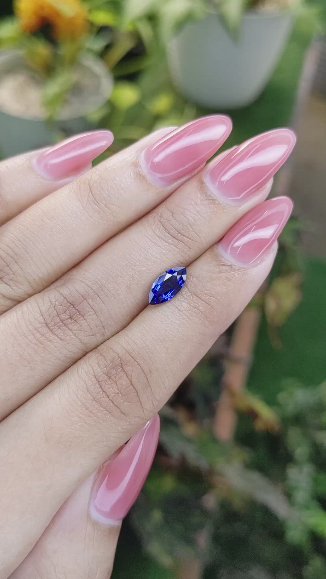 1.07 Ct. Blue Sapphire from Ceylon (Sri Lanka) Size Video