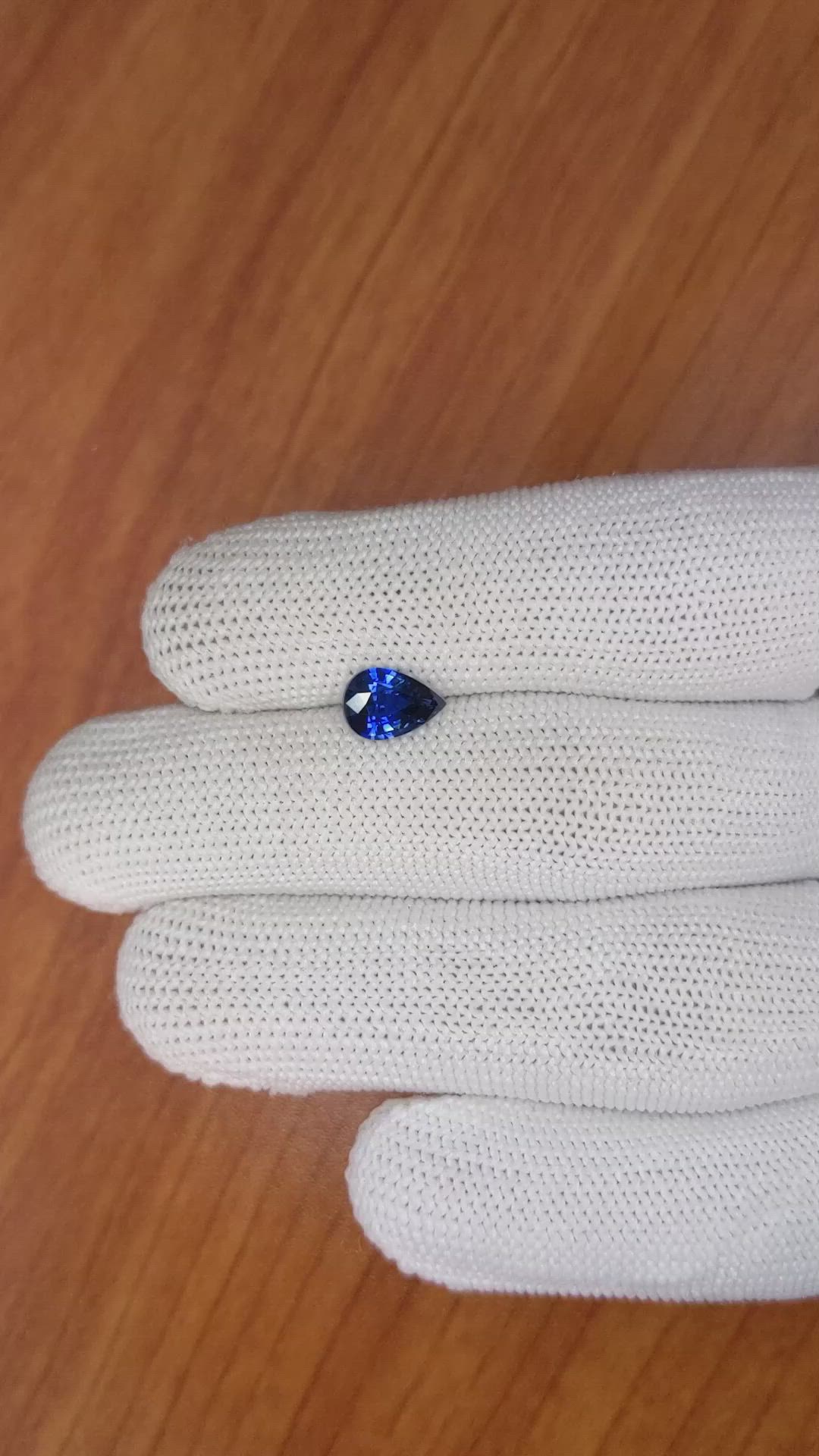 1.59 Ct. Blue Sapphire from Ceylon (Sri Lanka) Size Video