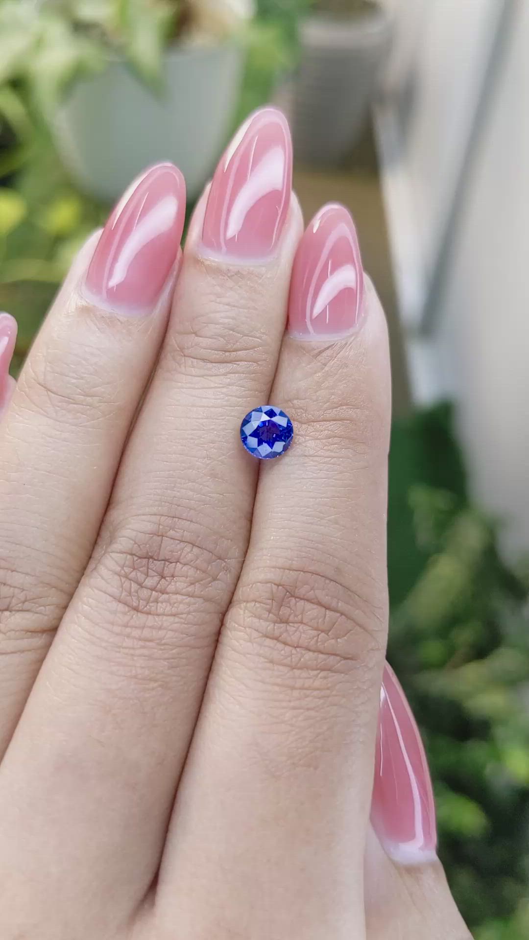 1.03 Ct. Blue Sapphire from Ceylon (Sri Lanka) Size Video