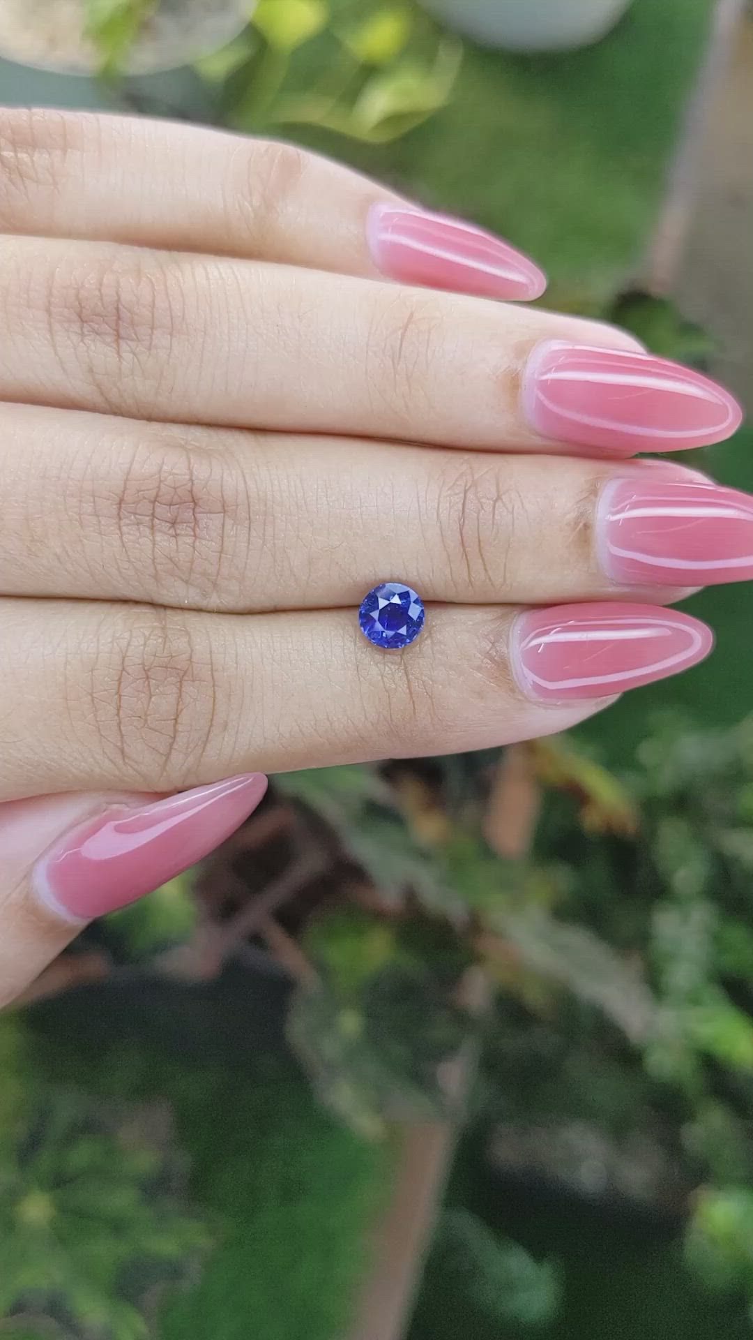 1.03 Ct. Blue Sapphire from Ceylon (Sri Lanka) Size Video