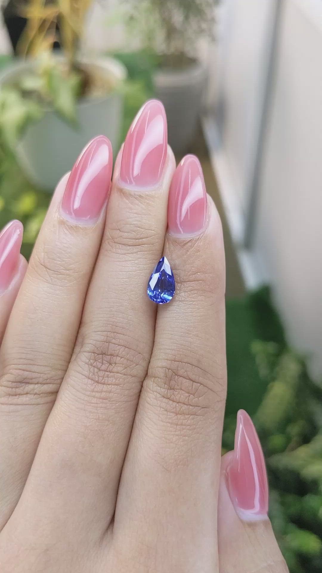 1.86 Ct. Blue Sapphire from Ceylon (Sri Lanka) Size Video