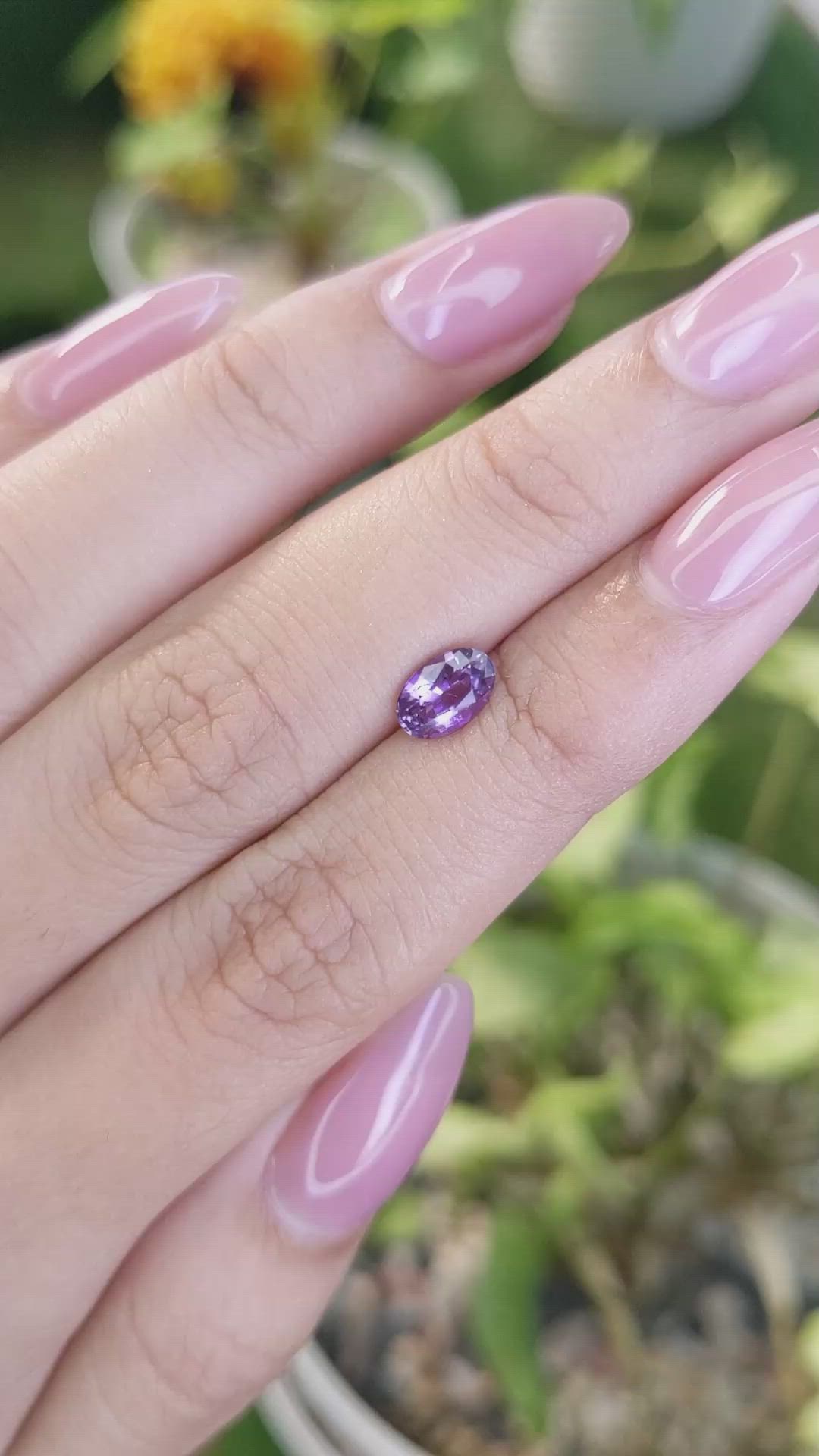 1.04 Ct. Pinkish Purple Sapphire from Ceylon (Sri Lanka) Size Video