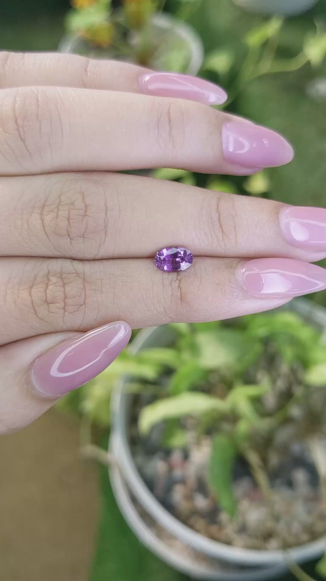 1.04 Ct. Pinkish Purple Sapphire from Ceylon (Sri Lanka) Size Video