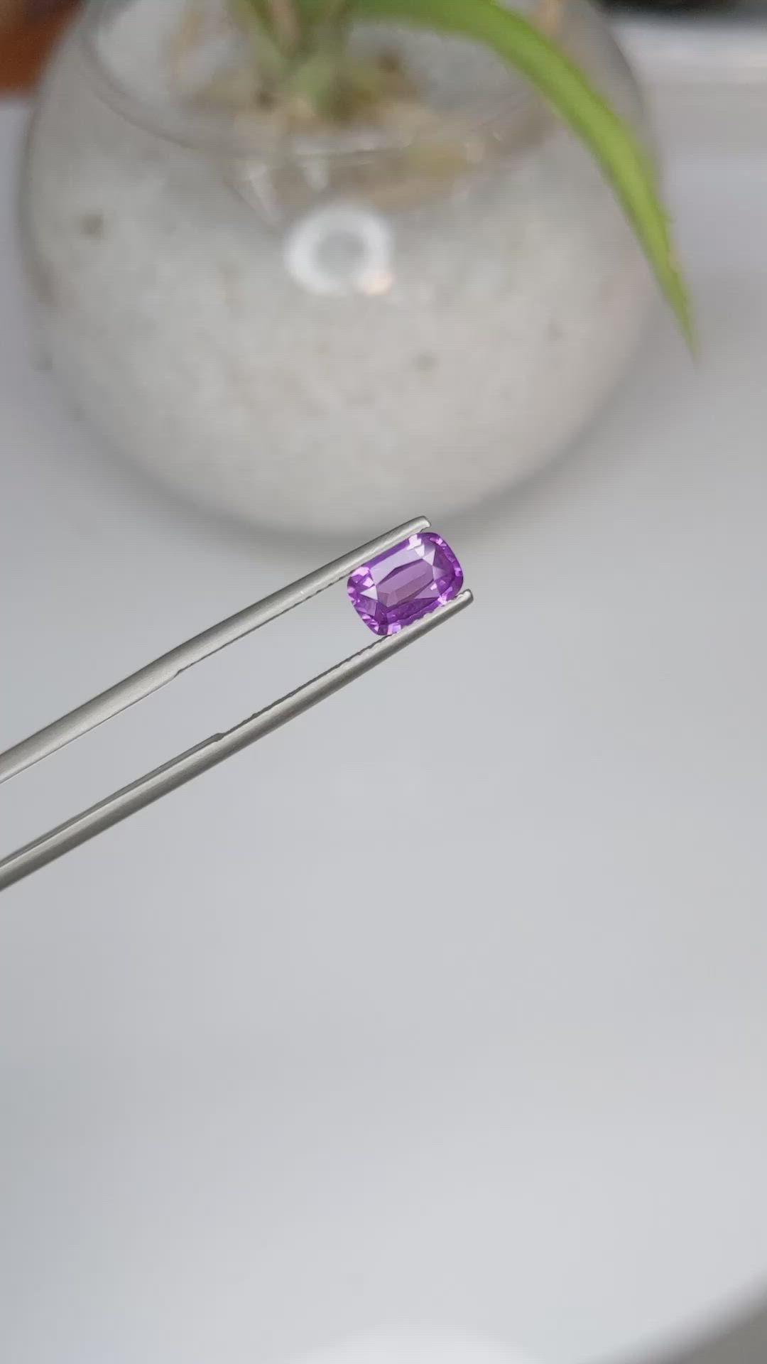 1.18 Ct. Pinkish Purple Sapphire from Ceylon (Sri Lanka) Size Video