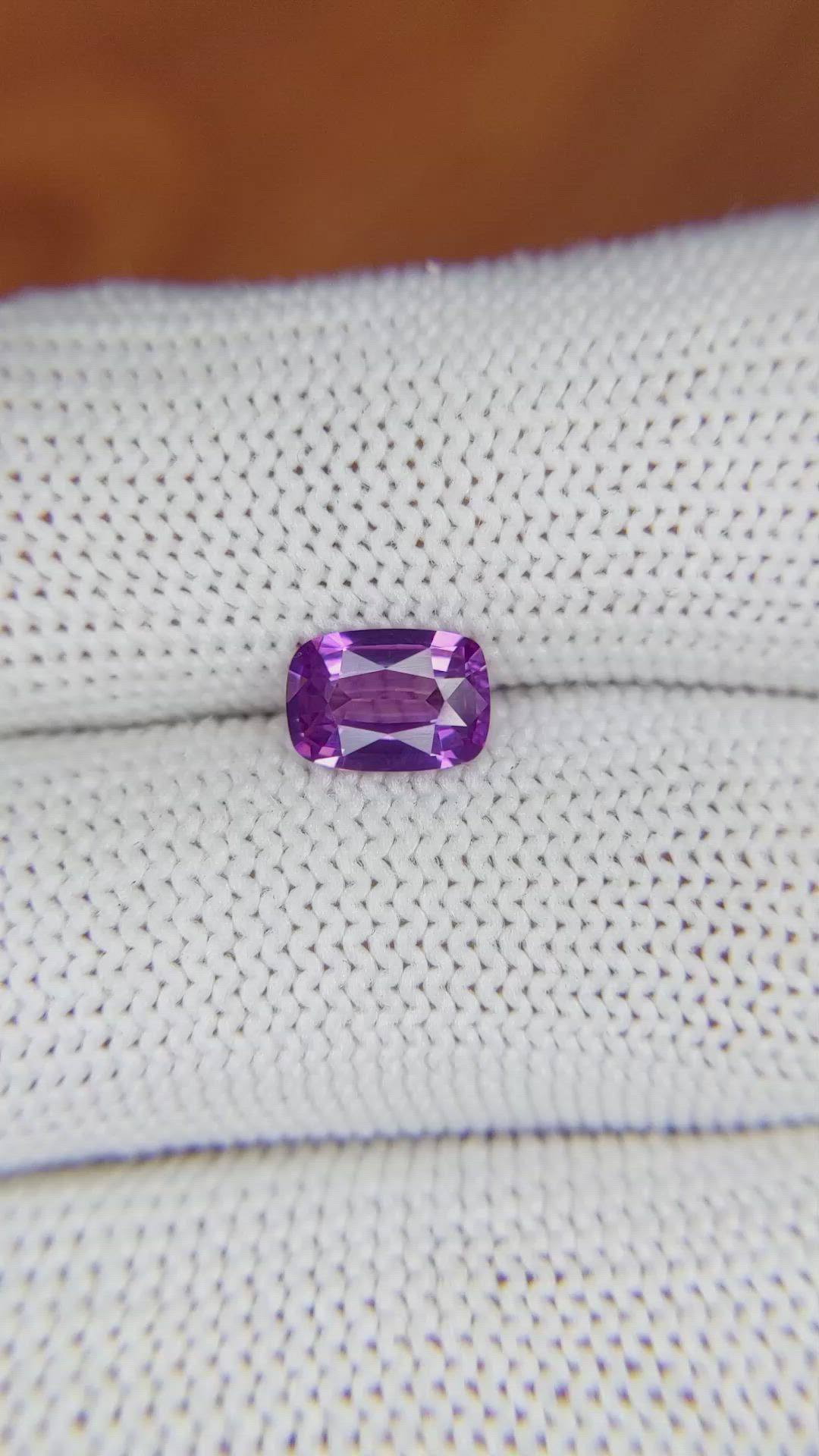 1.18 Ct. Pinkish Purple Sapphire from Ceylon (Sri Lanka) Size Video