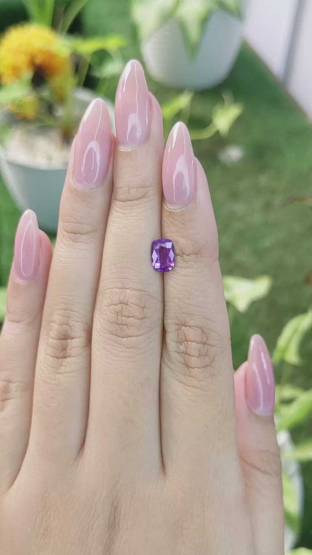 1.18 Ct. Pinkish Purple Sapphire from Ceylon (Sri Lanka) Size Video