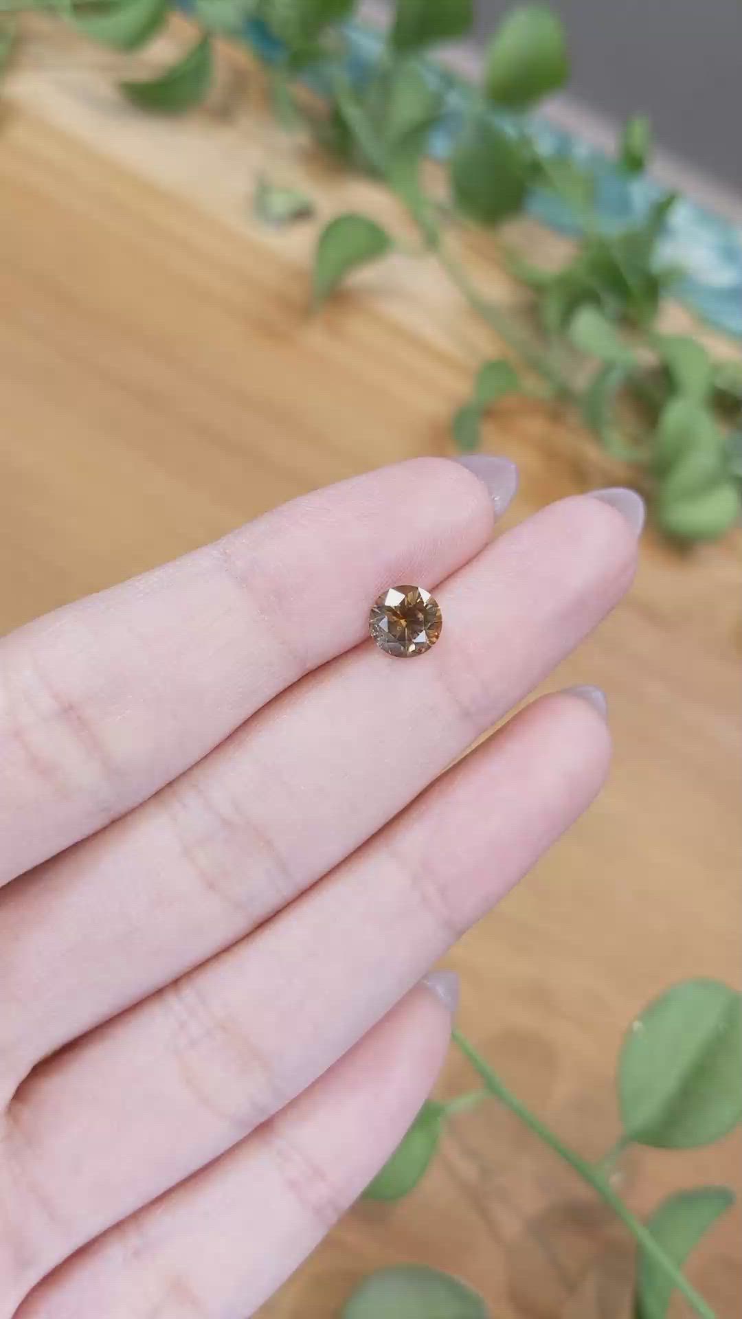 1.27 Ct. Bi Color Sapphire from Montana Size Video