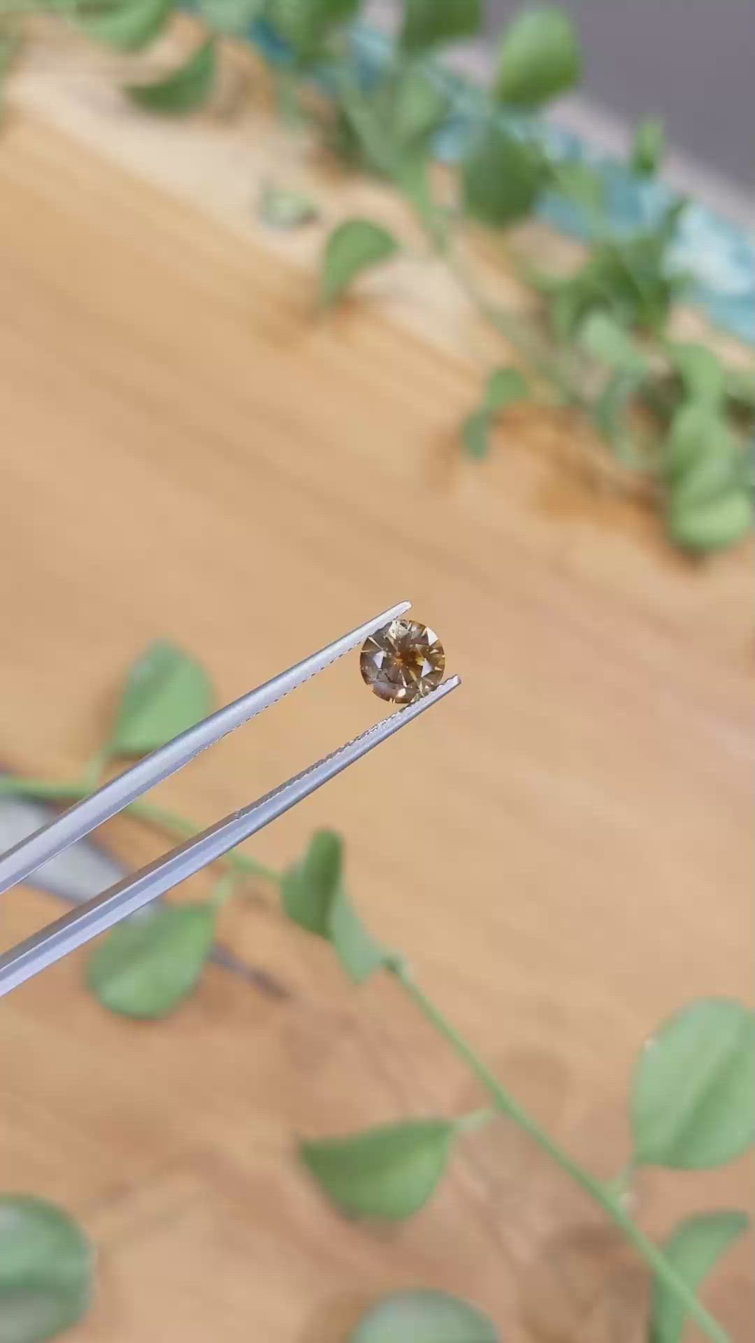 1.27 Ct. Bi Color Sapphire from Montana Size Video