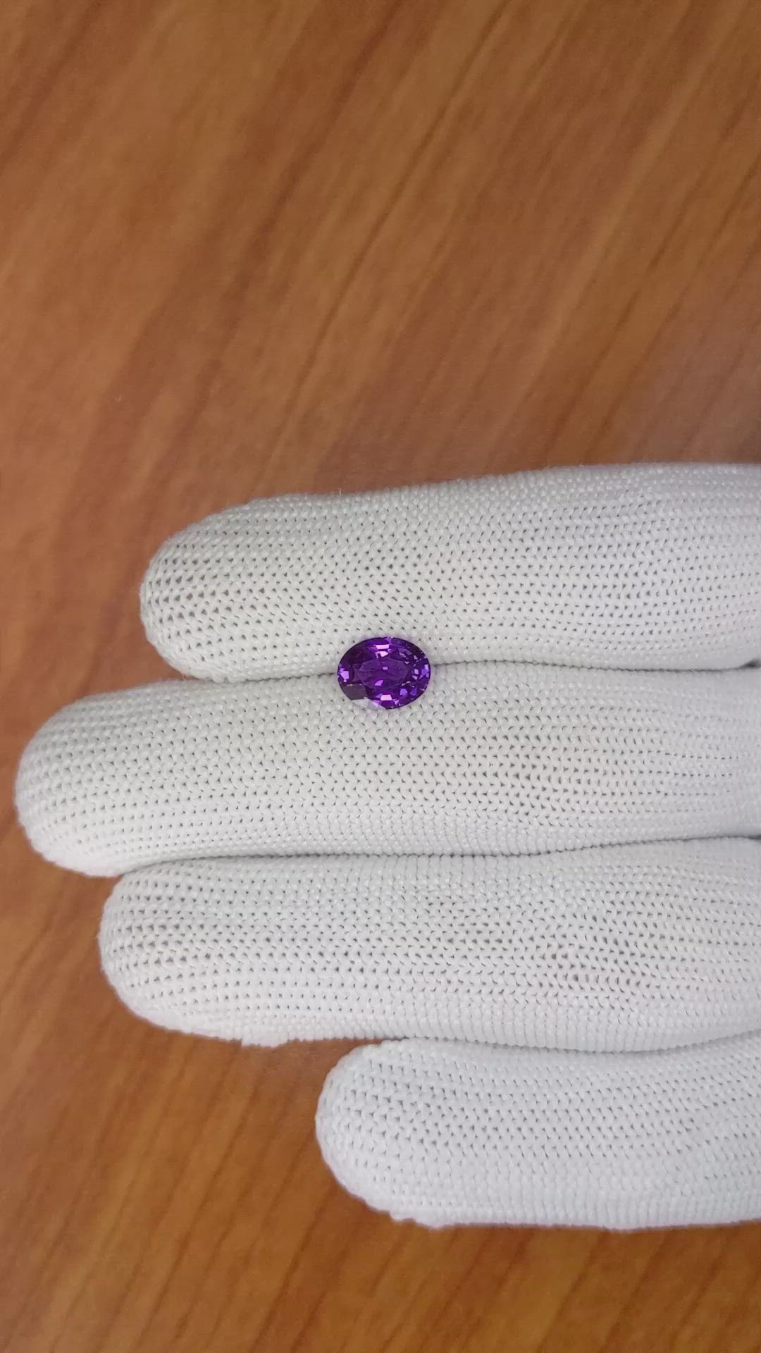 1.97 Ct. Pinkish Purple Sapphire from Ceylon (Sri Lanka) Size Video