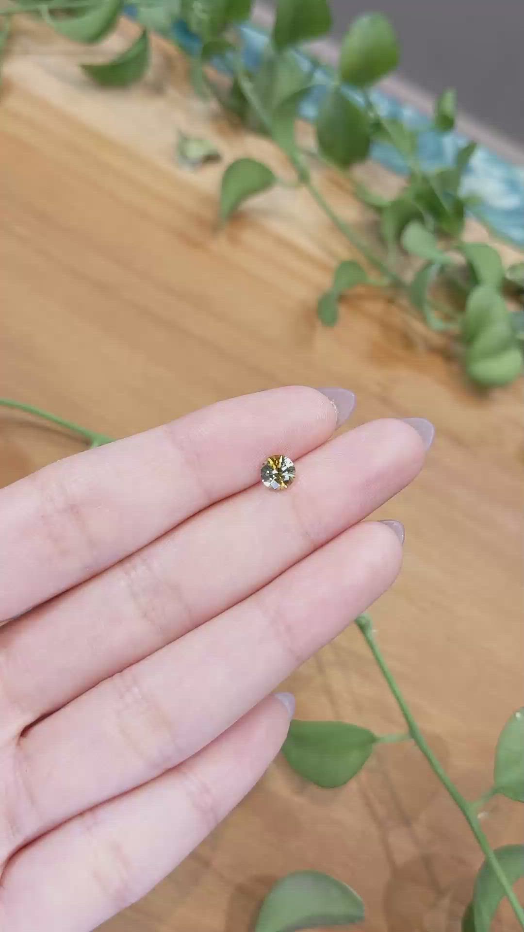 0.78 Ct. Bi Color Sapphire from Montana Size Video