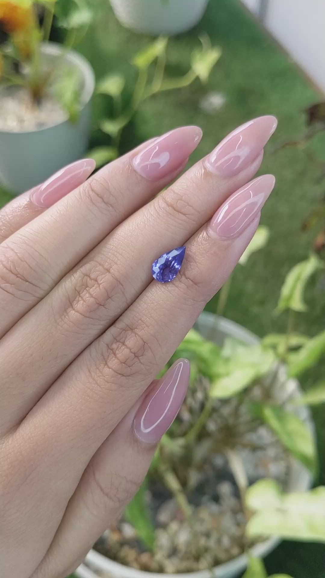 1.75 Ct. Blue Sapphire from Ceylon (Sri Lanka) Size Video