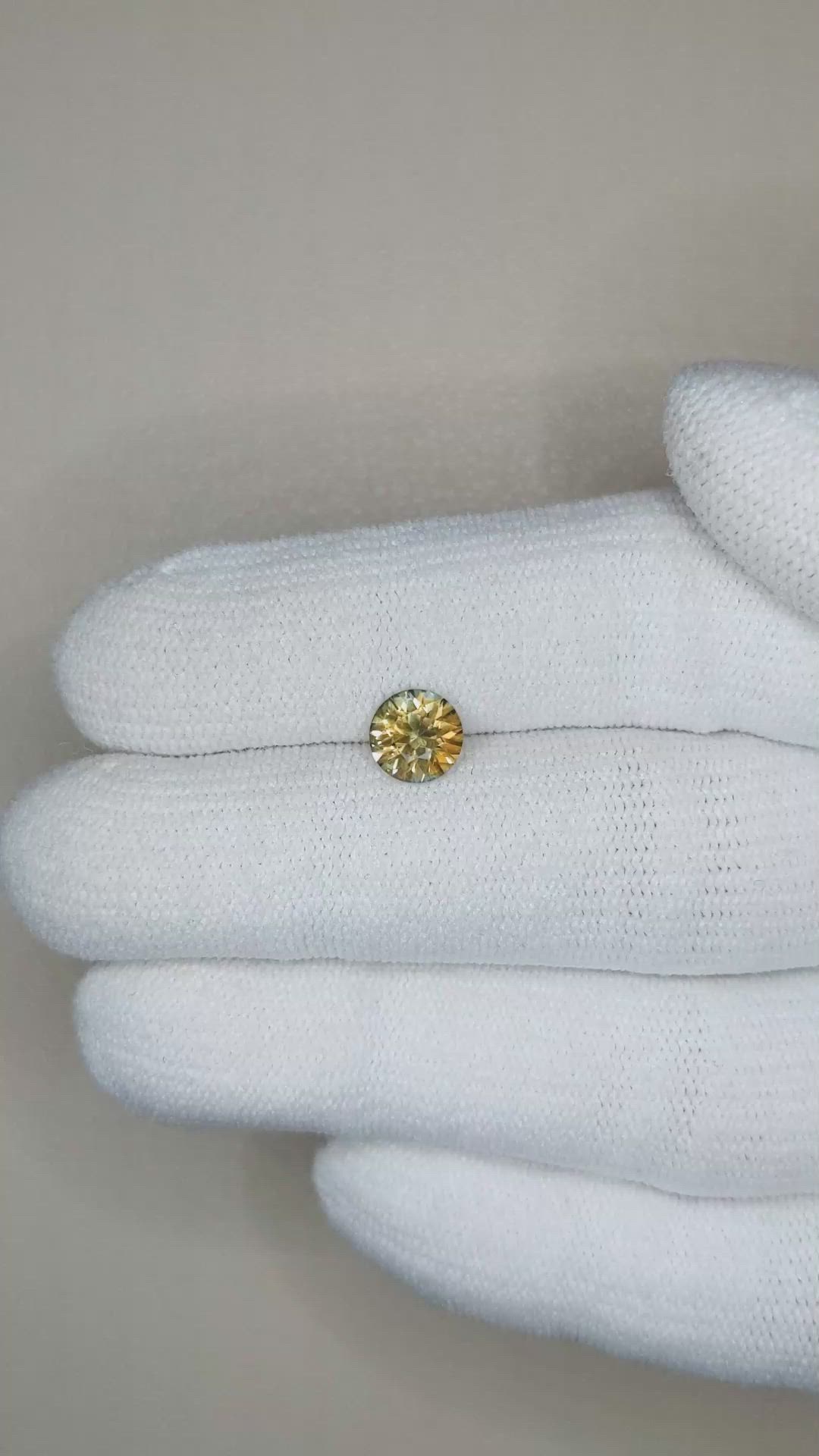 1.05 Ct. Bi Color Sapphire from Montana Size Video