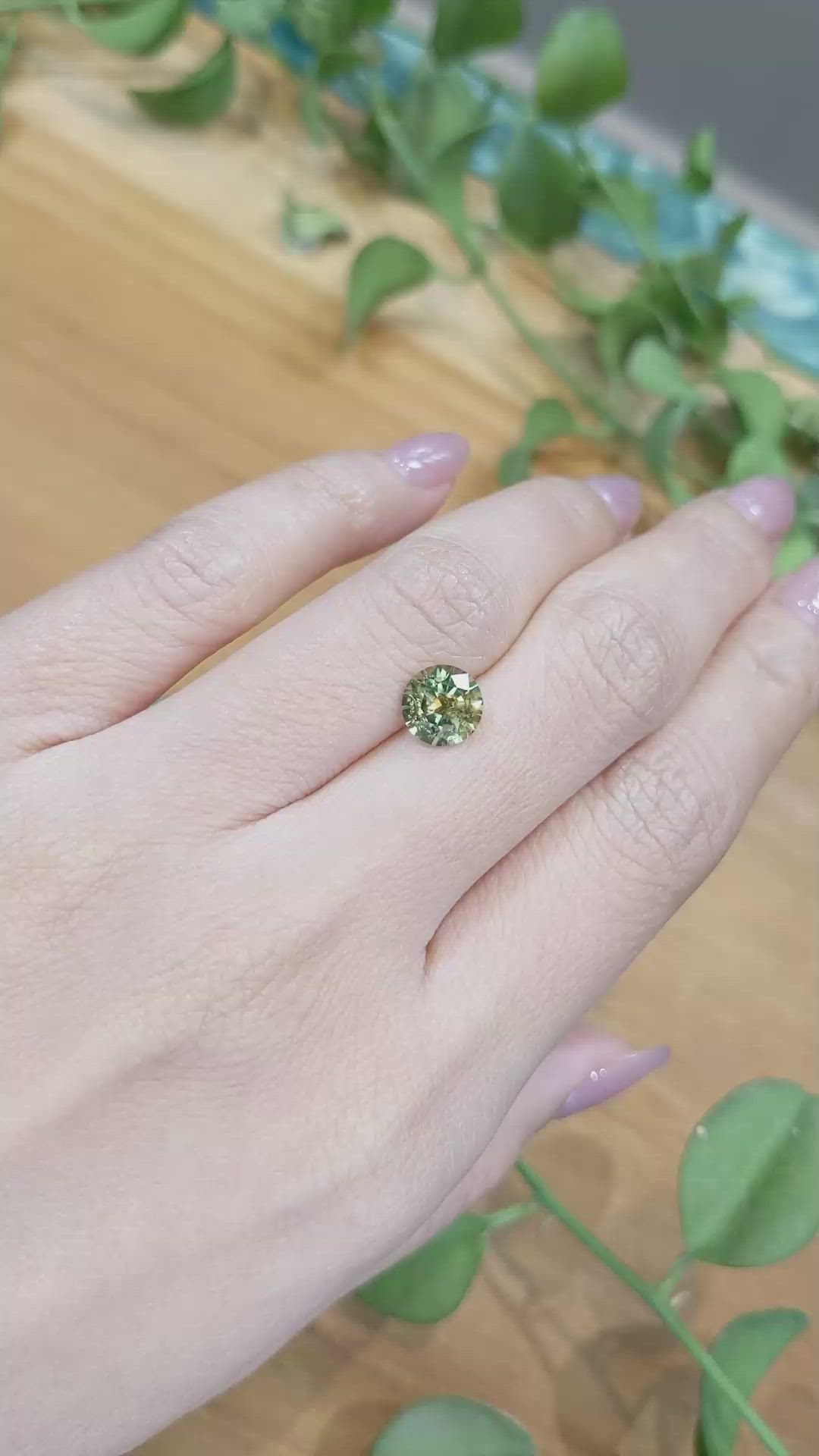 1.96 Ct. Bi Color Sapphire from Montana Size Video