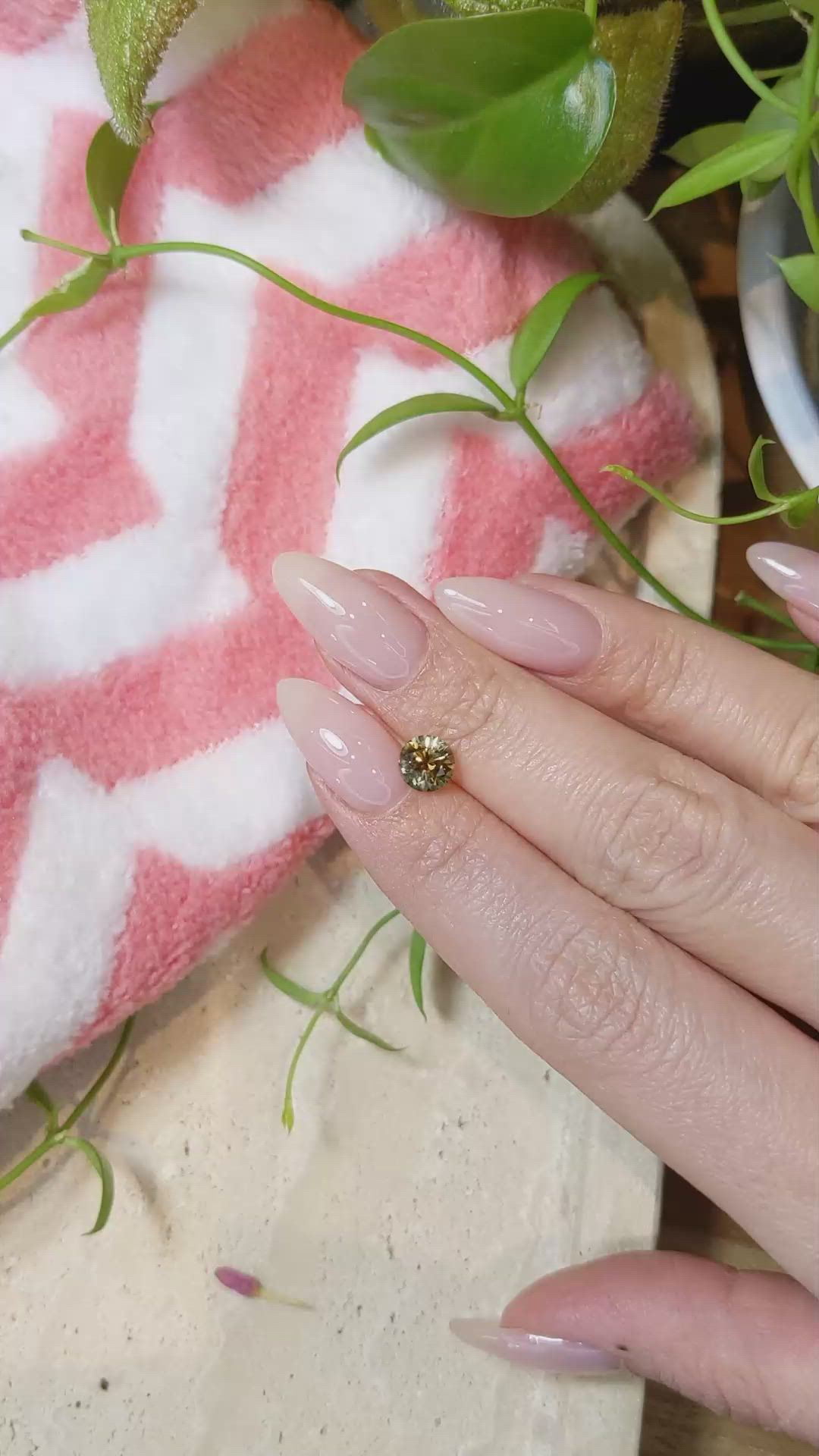 1.34 Ct. Bi Color Sapphire from Montana Size Video