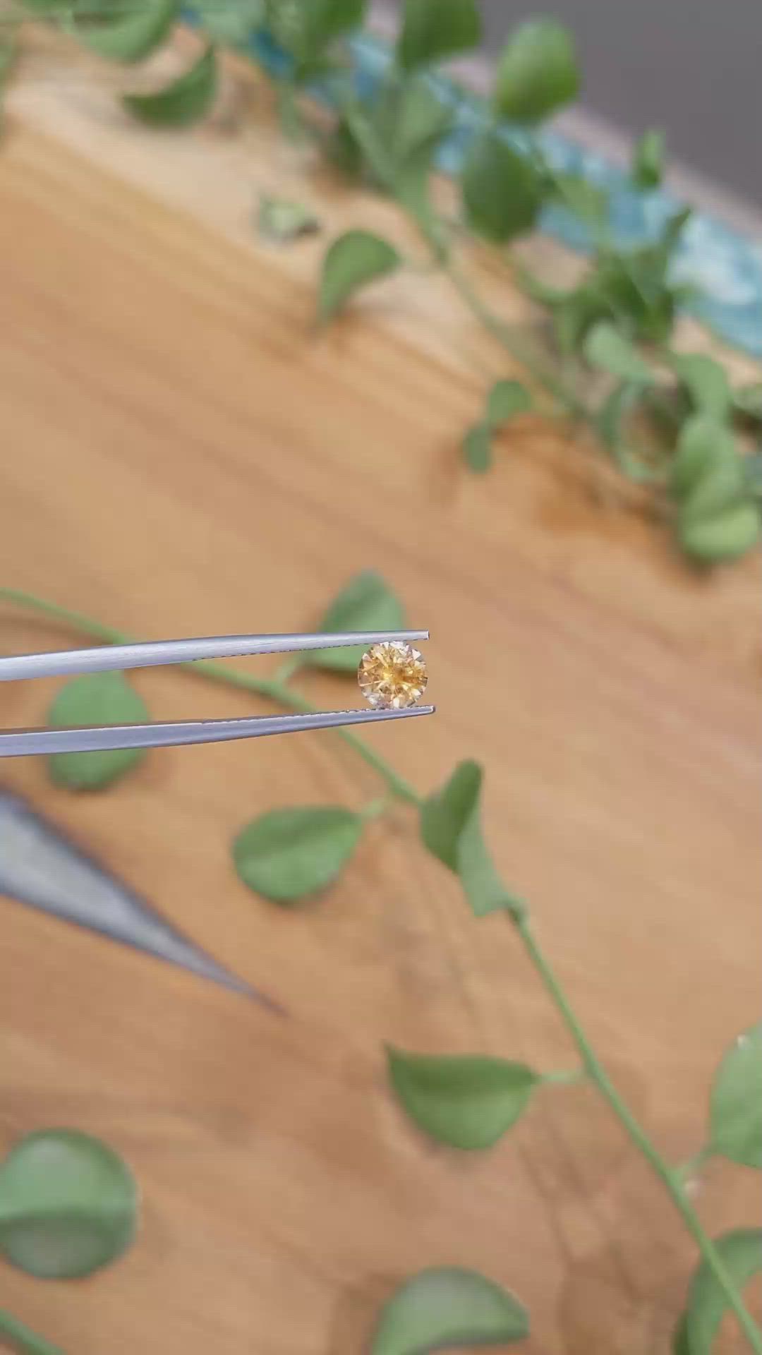 1.07 Ct. Bi Color Sapphire from Montana Size Video