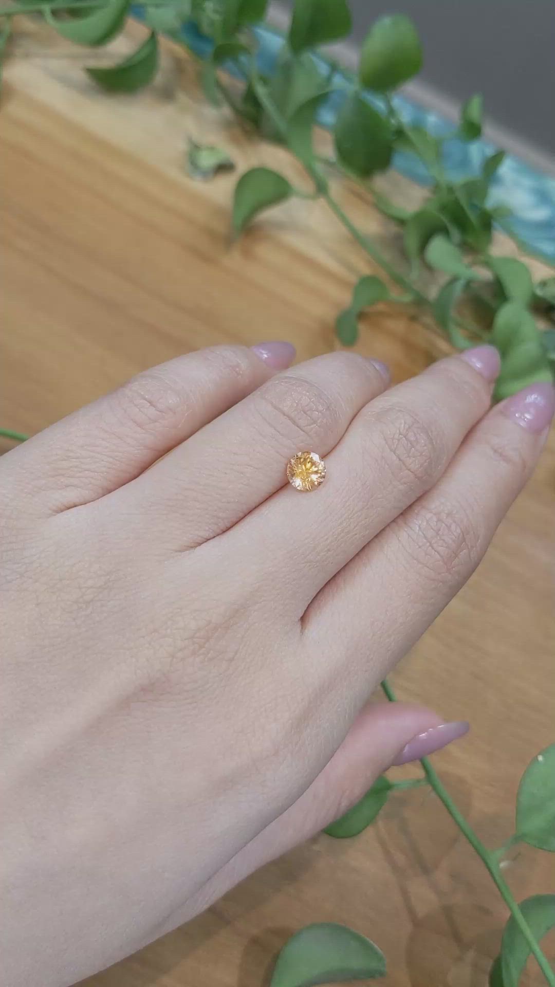 1.07 Ct. Bi Color Sapphire from Montana Size Video