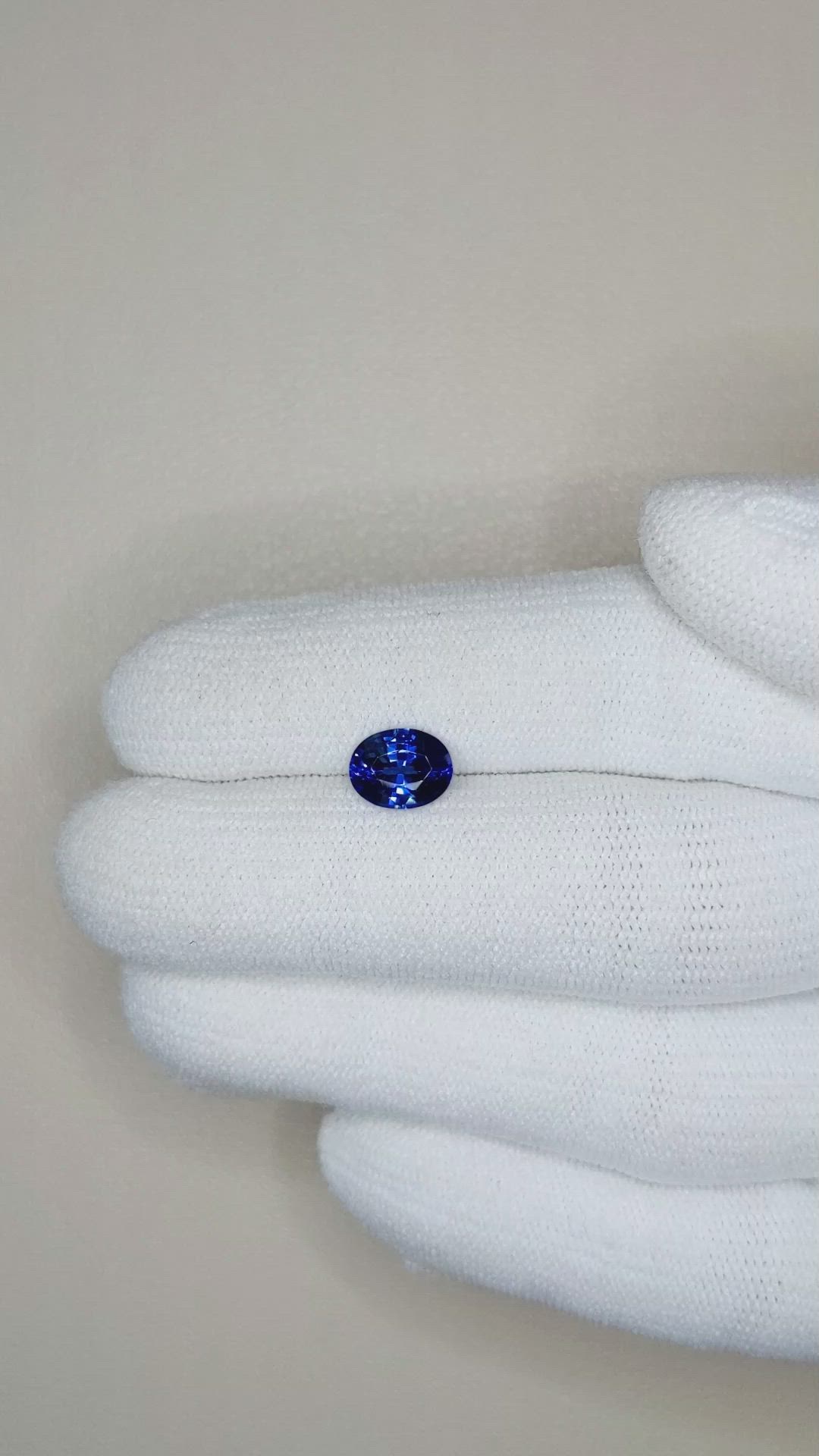 1.38 Ct. Blue Sapphire from Ceylon (Sri Lanka) Size Video