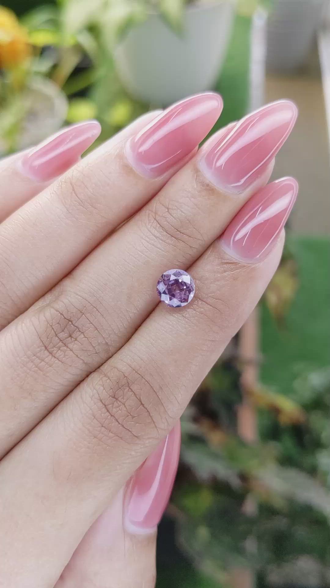 1.73 Ct. Pinkish Purple Sapphire from Ceylon (Sri Lanka) Size Video